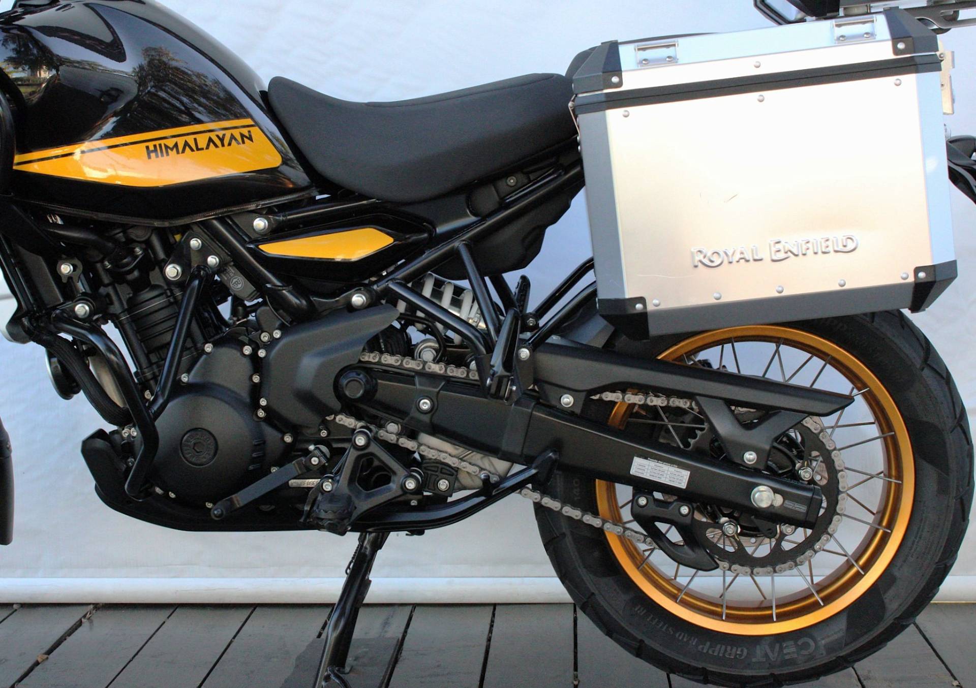 ROYAL ENFIELD HIMALAYAN 450 HANLE BLACK