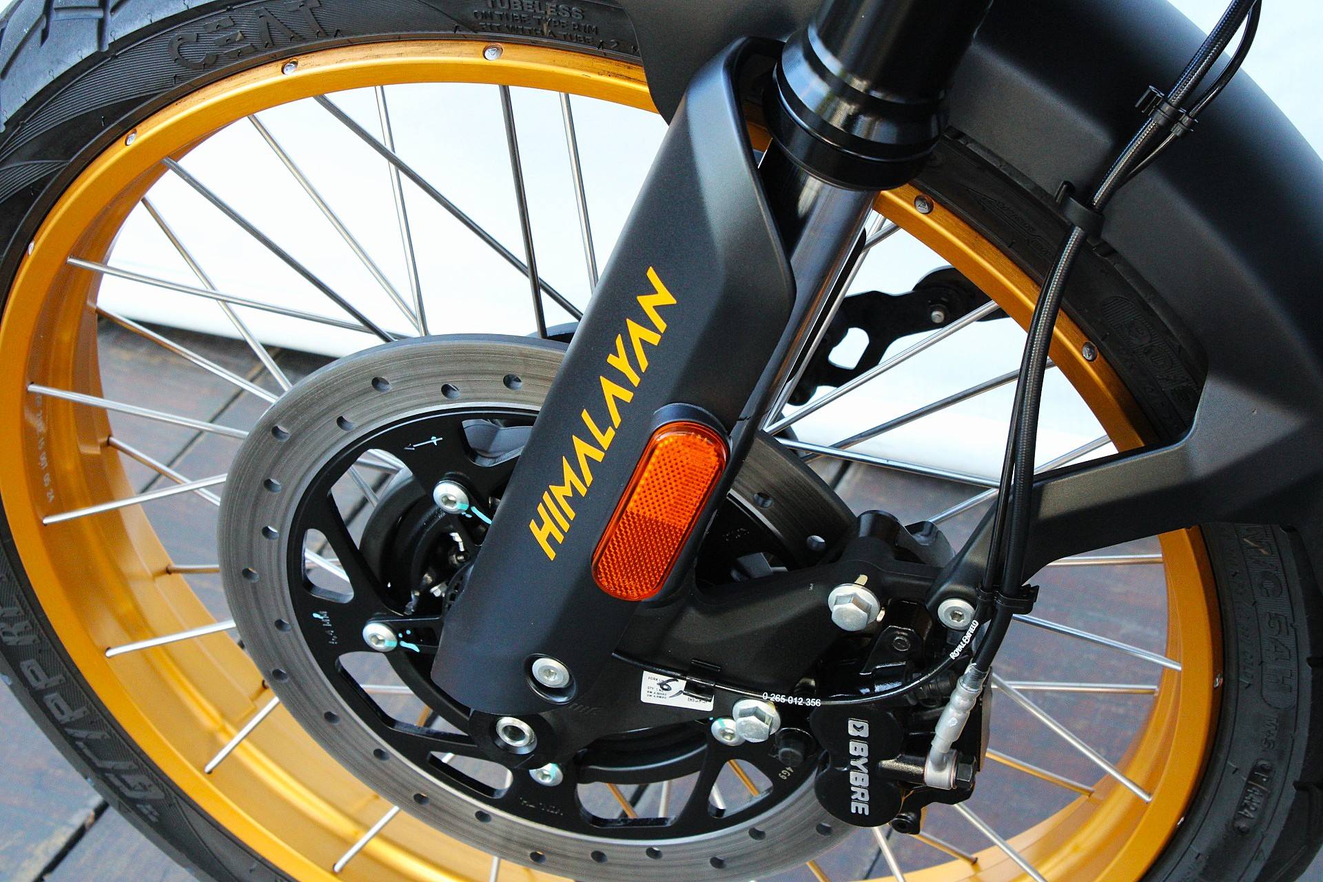 ROYAL ENFIELD HIMALAYAN 450 HANLE BLACK