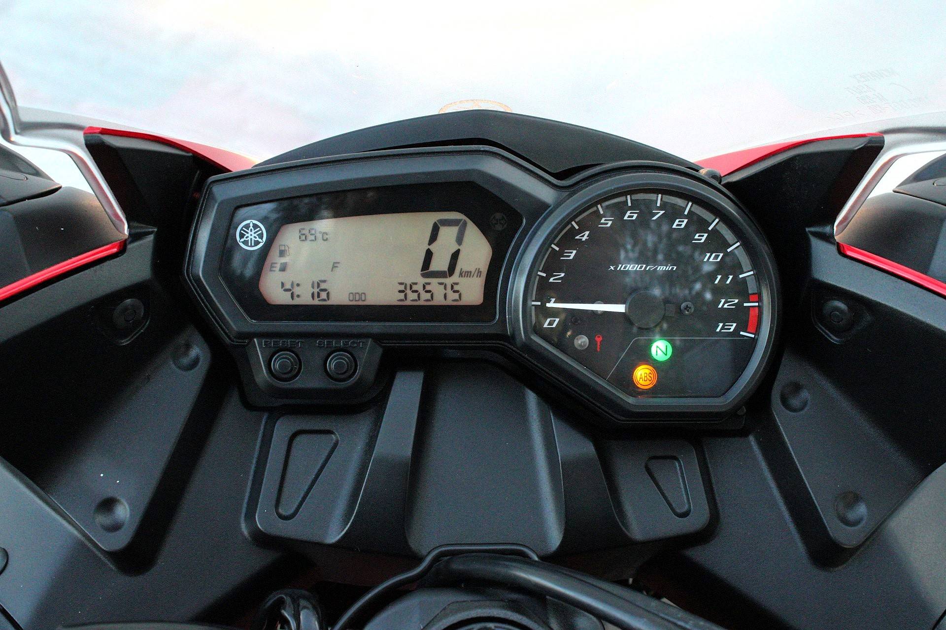 YAMAHA XJ6 F ABS