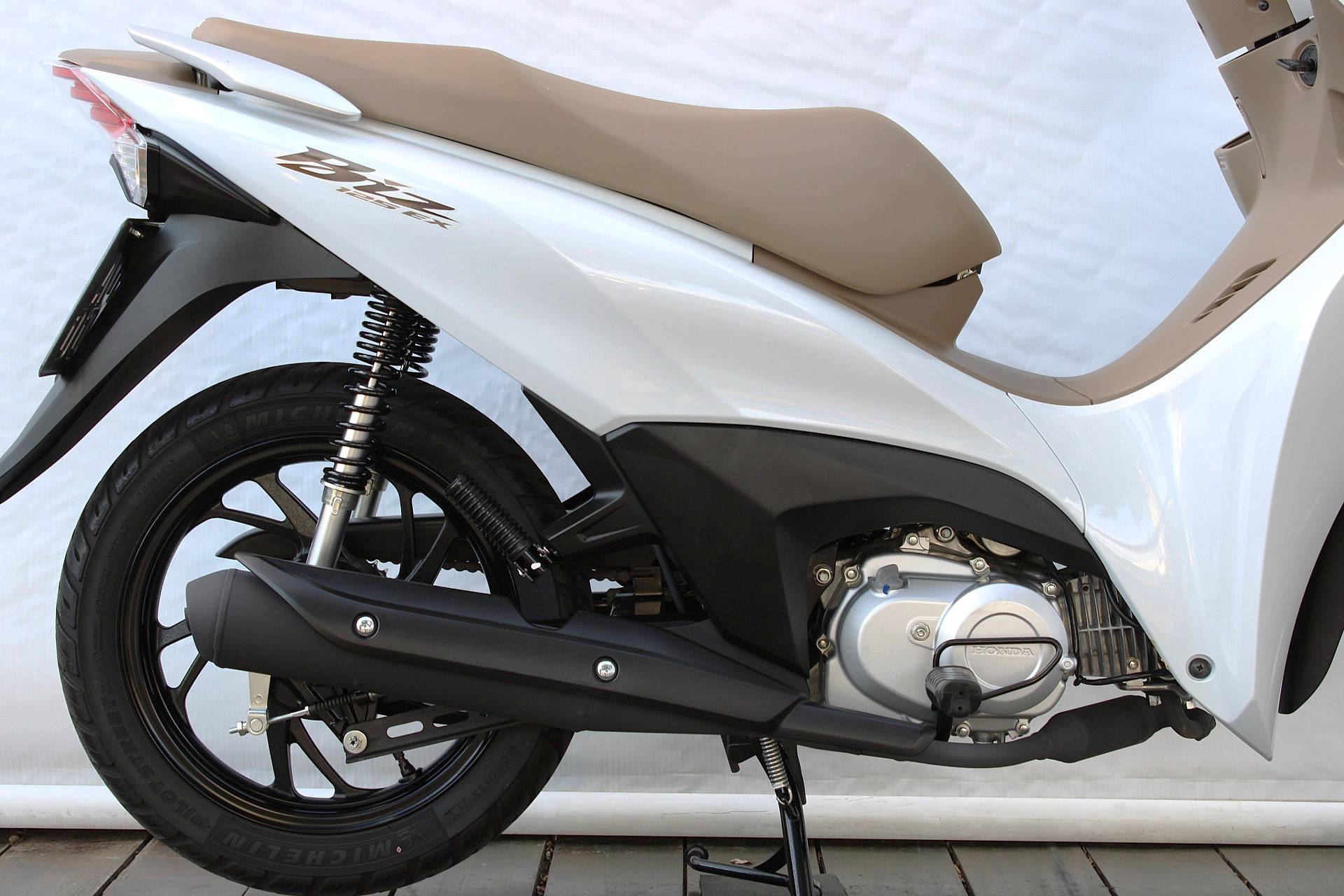 HONDA BIZ 125 EX