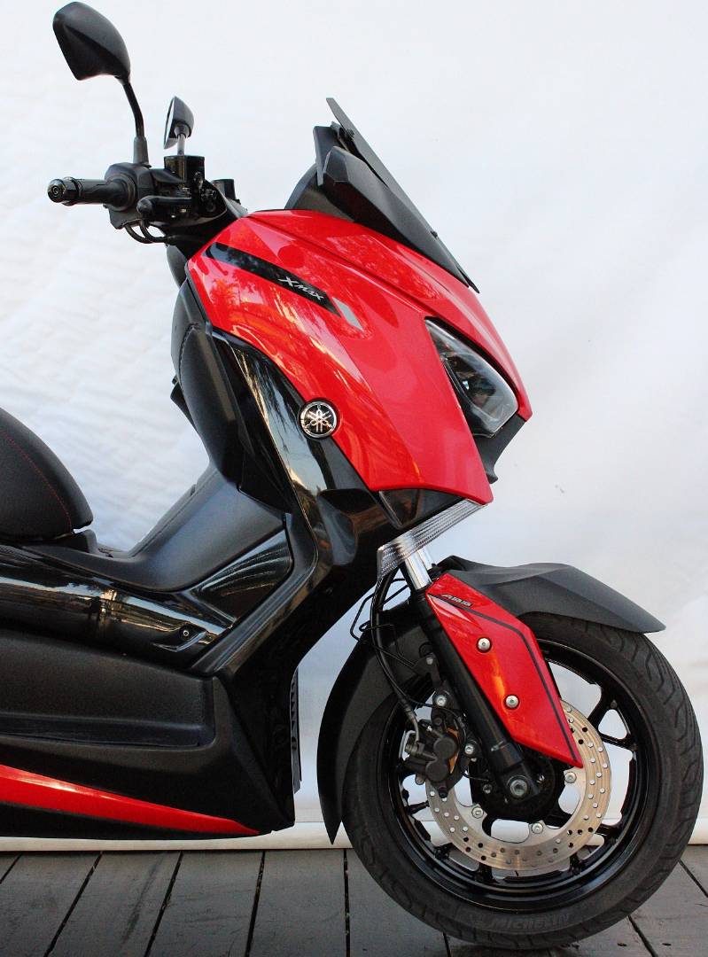 YAMAHA XMAX ABS