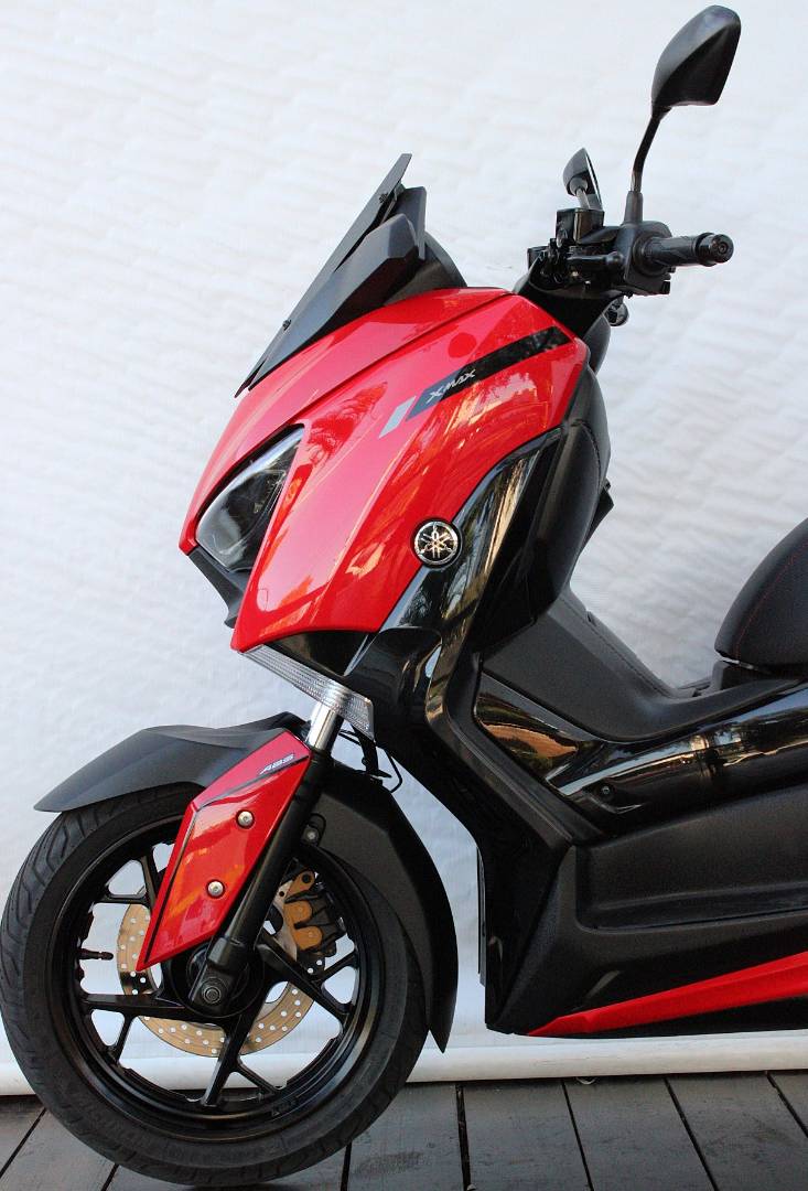 YAMAHA XMAX ABS