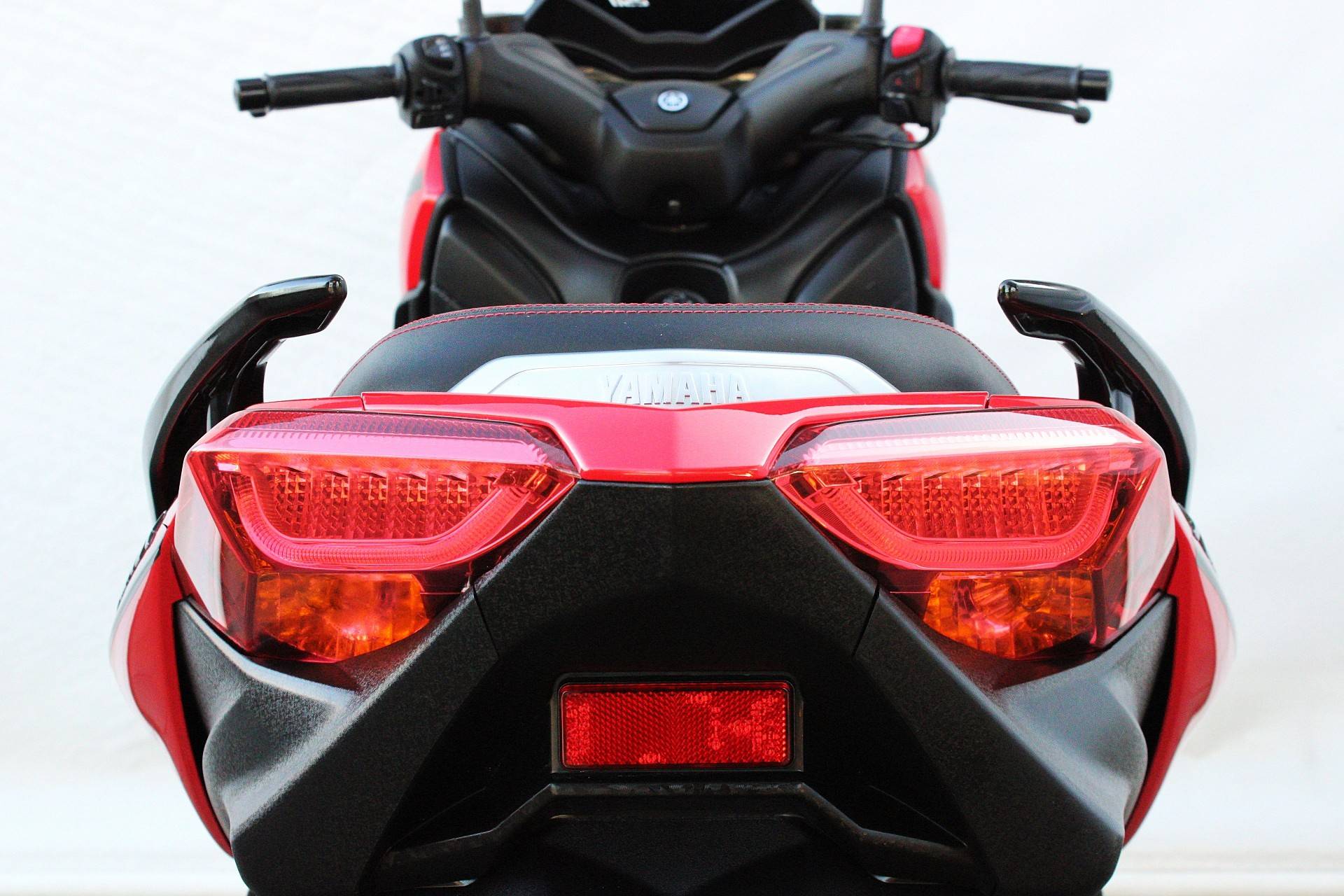 YAMAHA XMAX ABS