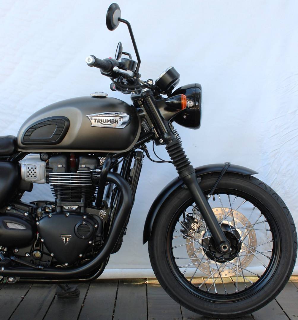 TRIUMPH BONNEVILLE T100 BLACK 900
