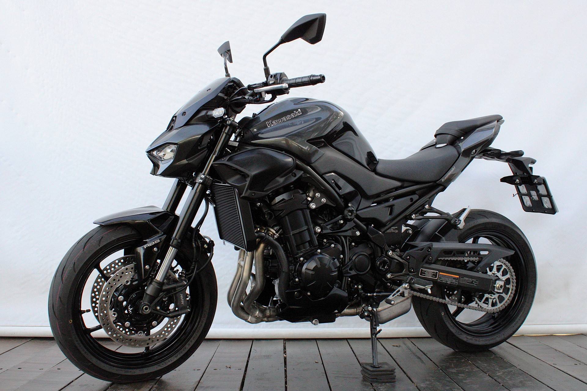 KAWASAKI Z900