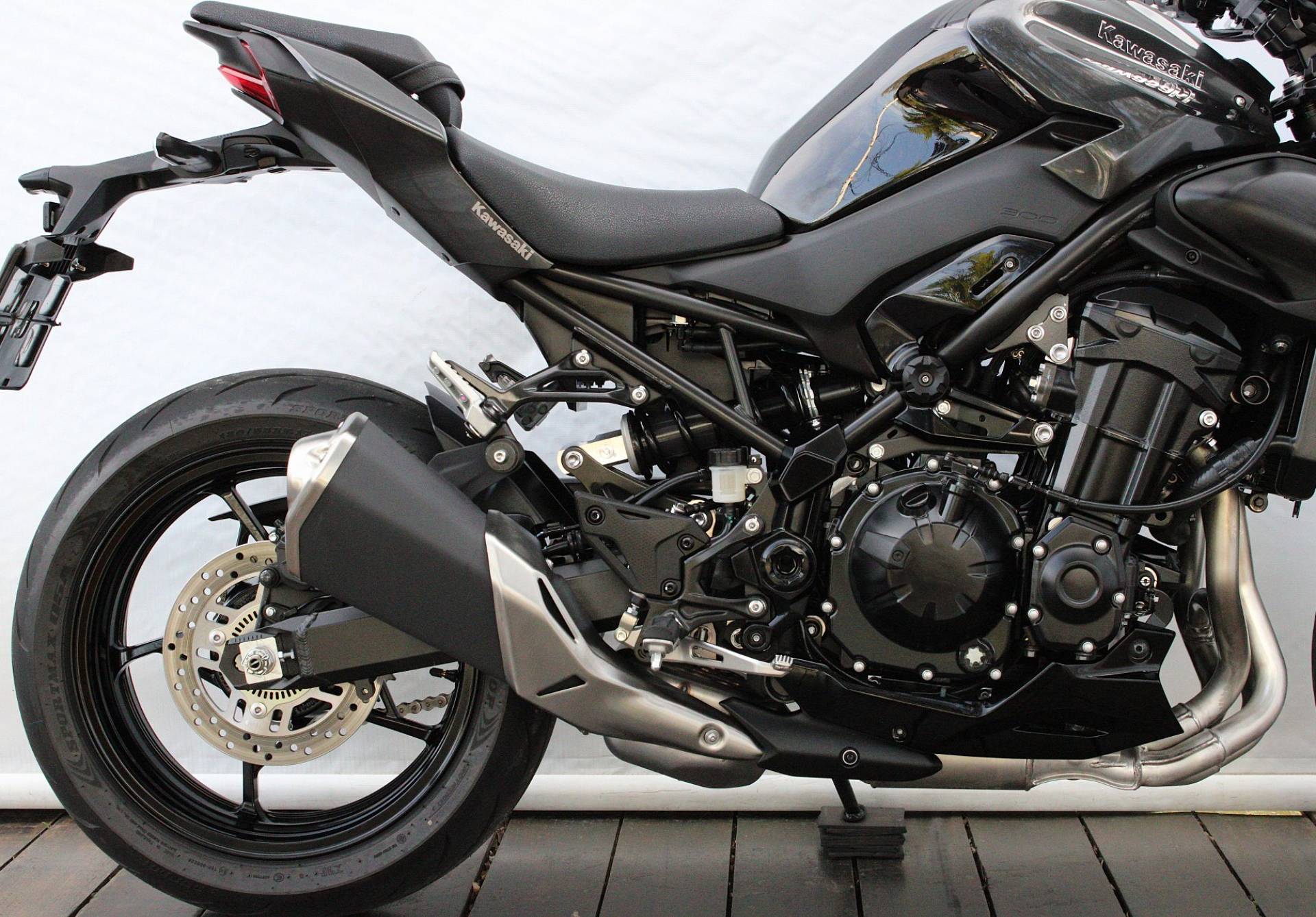 KAWASAKI Z900