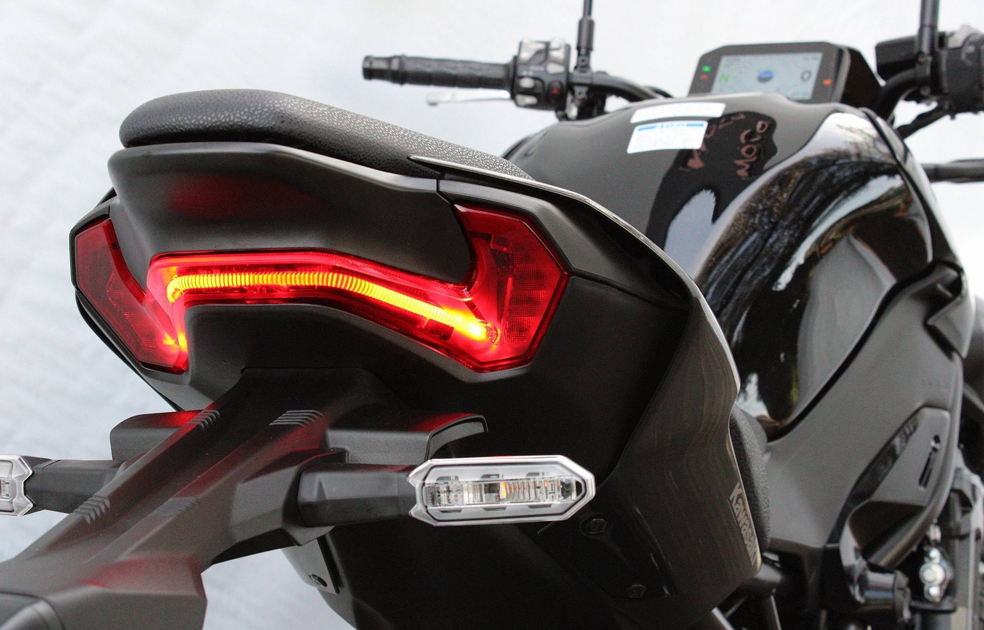 KAWASAKI Z900