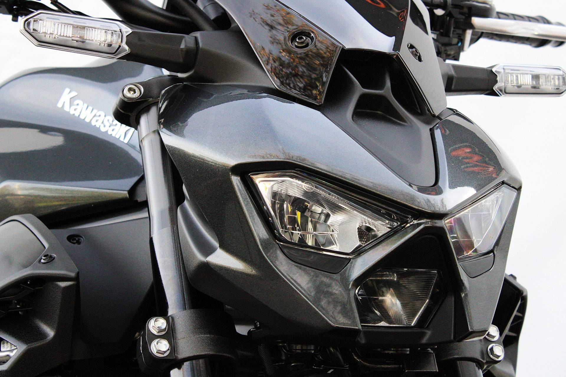 KAWASAKI Z900
