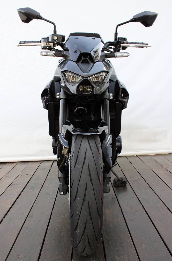 KAWASAKI Z900