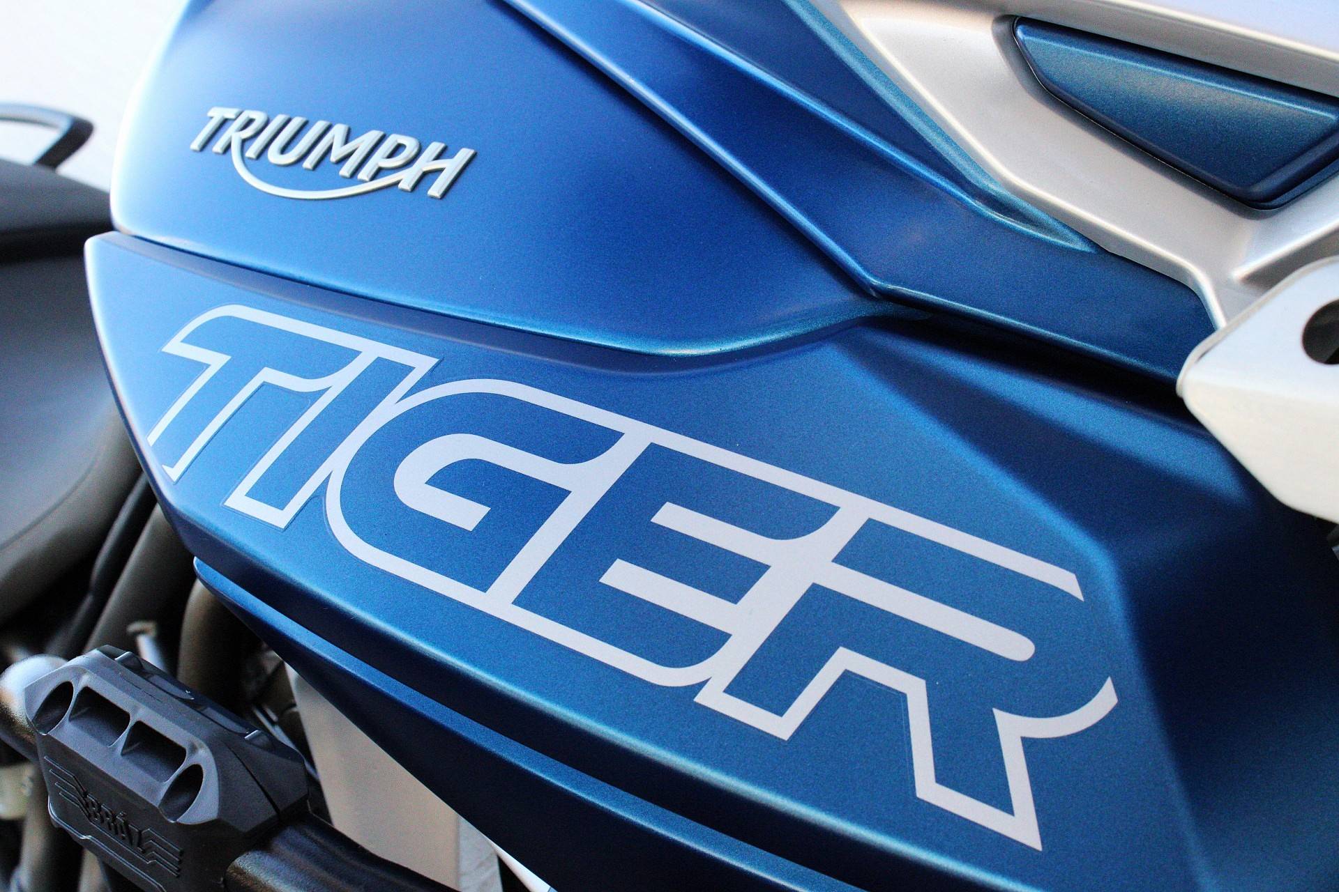 TRIUMPH TIGER 800 XRT