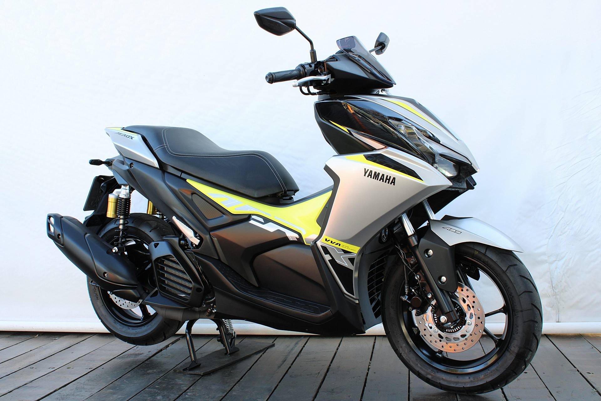 YAMAHA AEROX 160 ABS