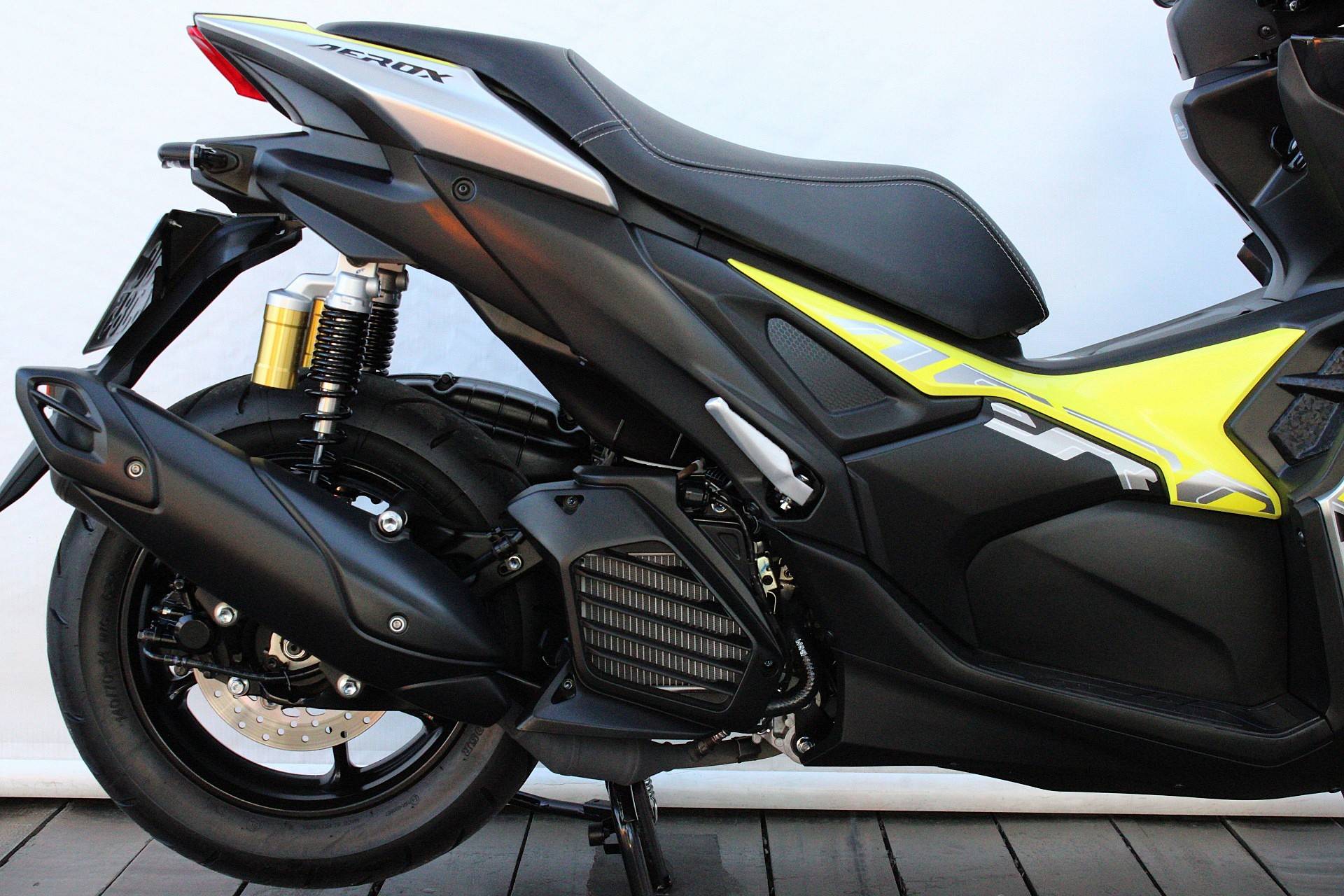 YAMAHA AEROX 160 ABS
