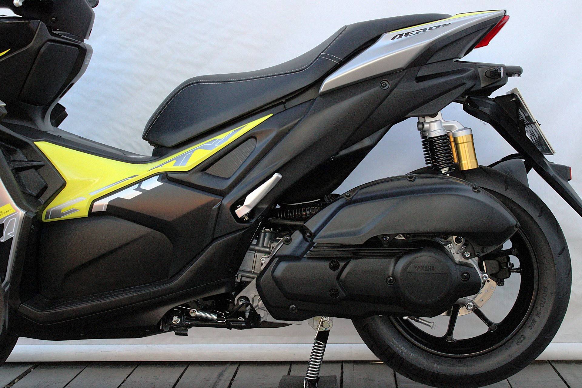YAMAHA AEROX 160 ABS