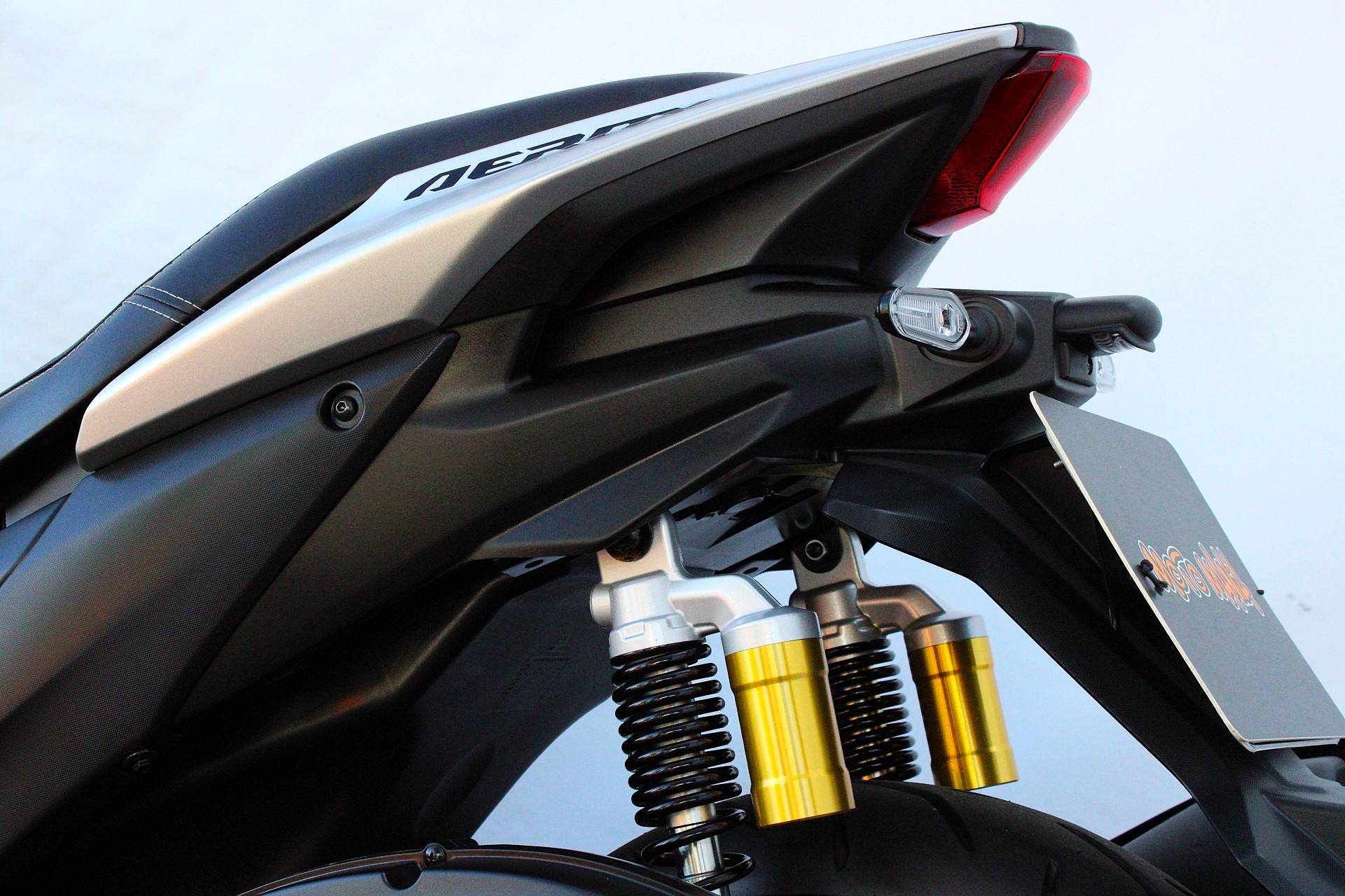 YAMAHA AEROX 160 ABS