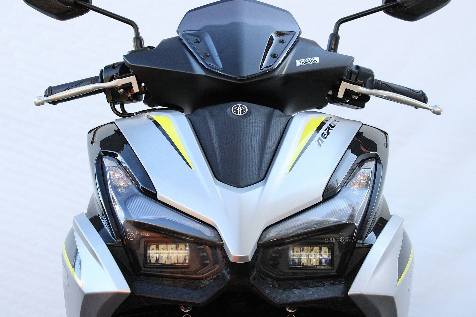 YAMAHA AEROX 160 ABS
