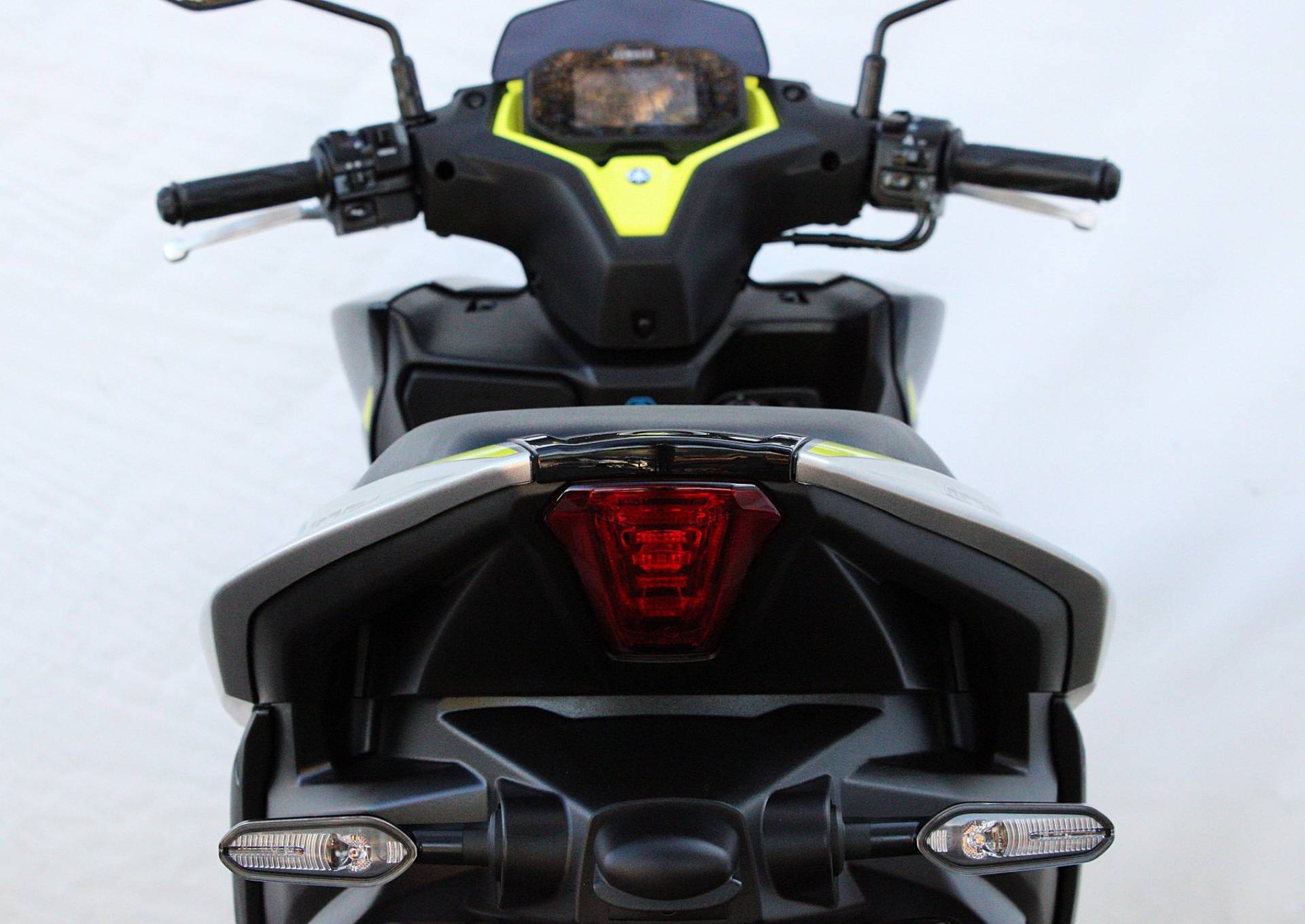 YAMAHA AEROX 160 ABS
