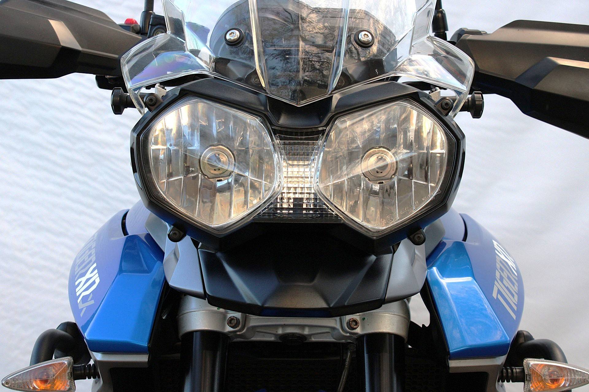 TRIUMPH TIGER 800 XRX