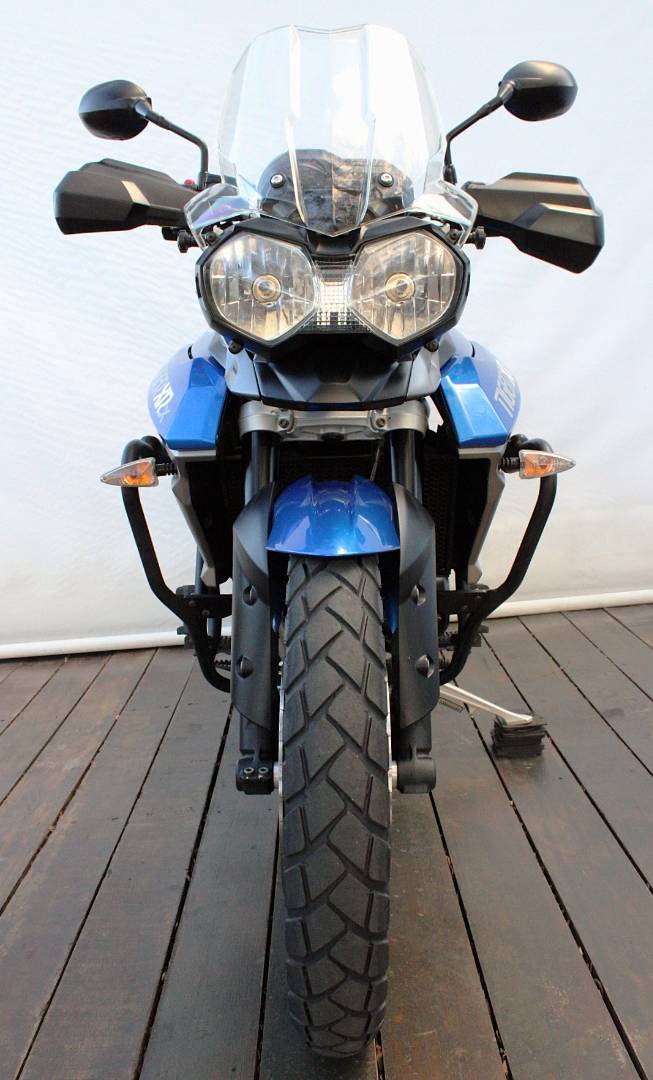 TRIUMPH TIGER 800 XRX