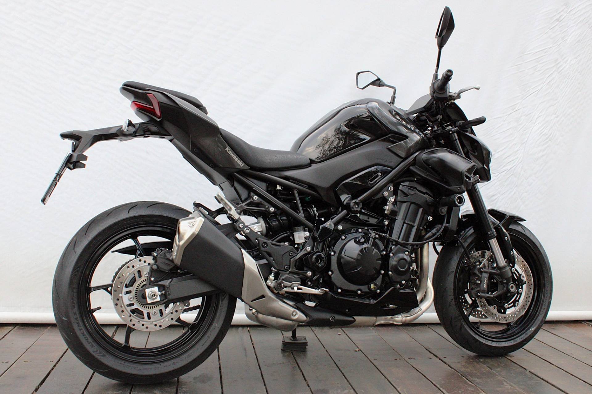 KAWASAKI Z900