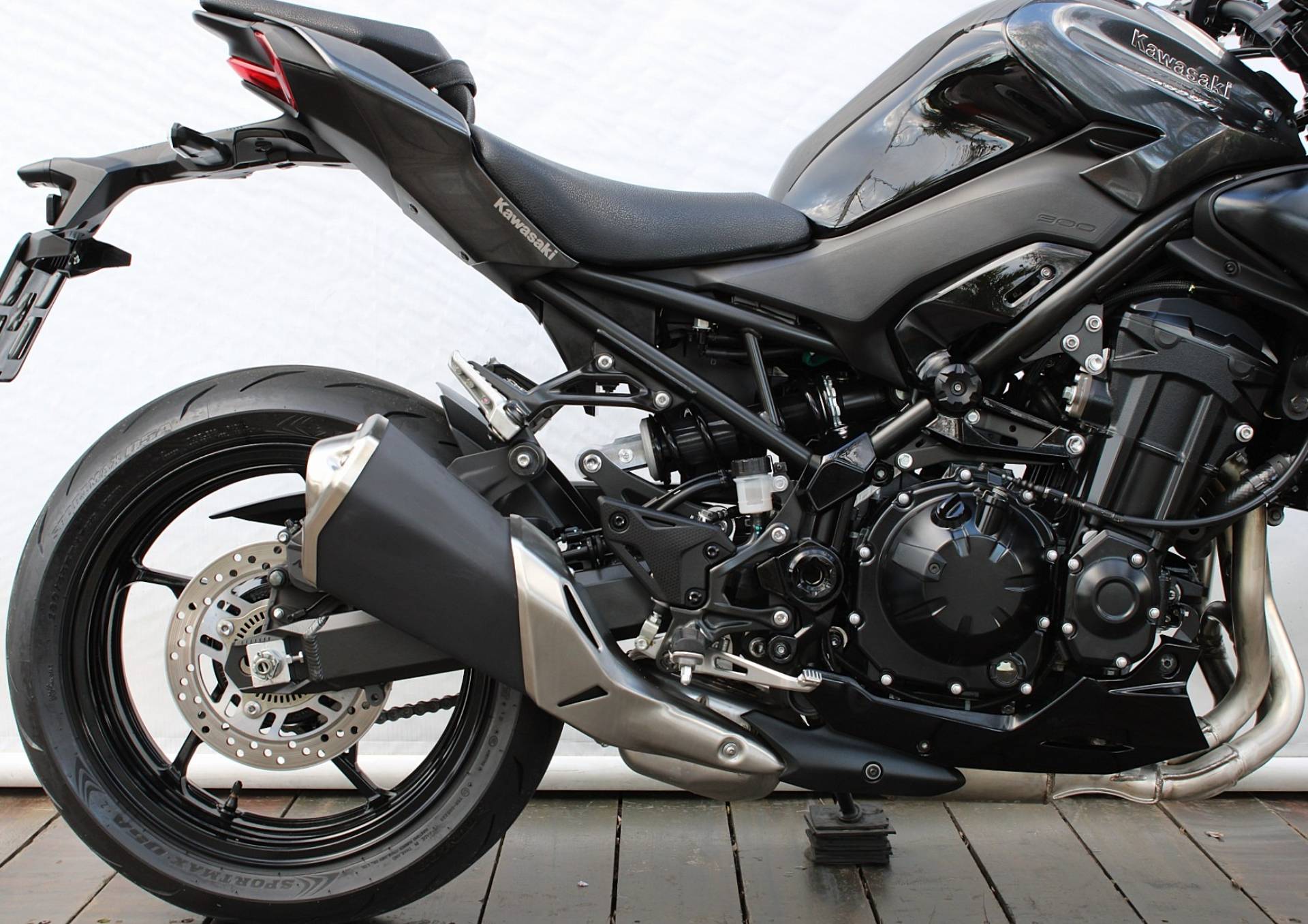 KAWASAKI Z900