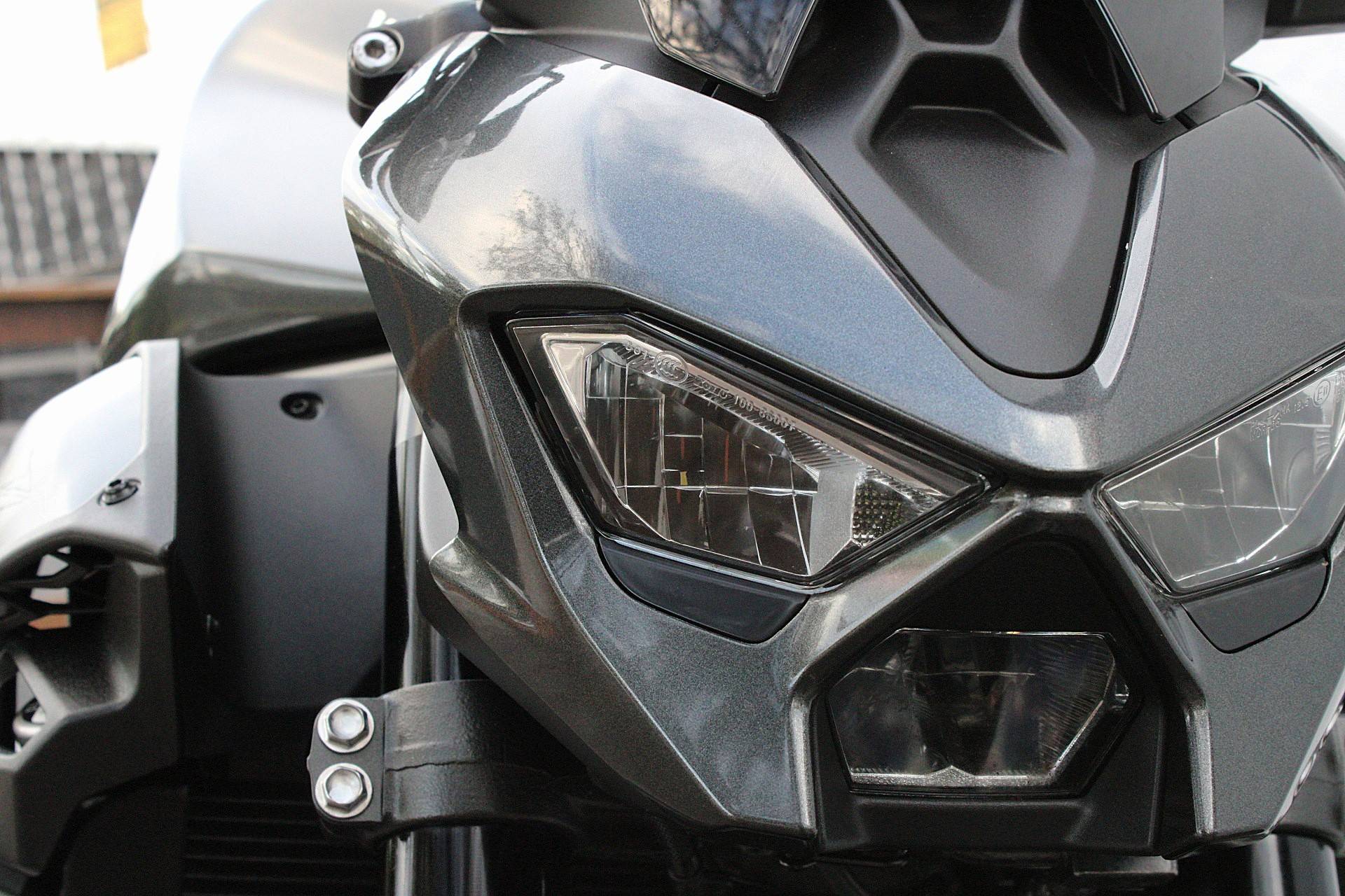 KAWASAKI Z900