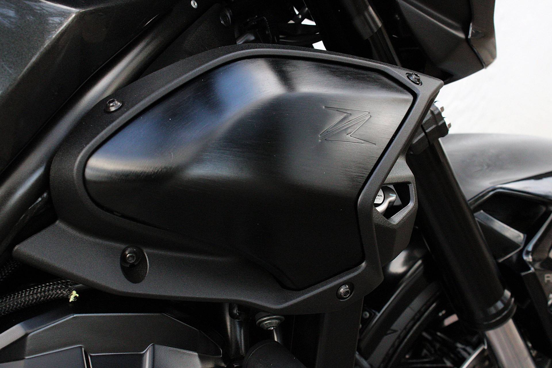KAWASAKI Z900