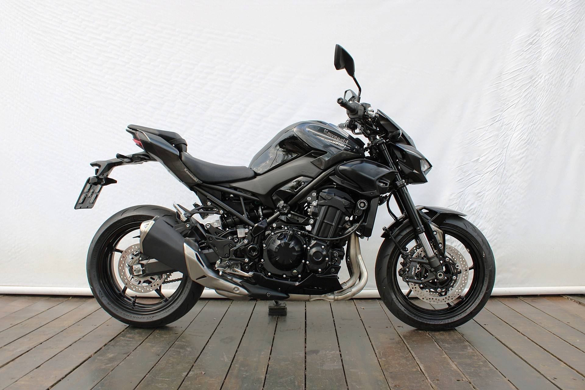 KAWASAKI Z900
