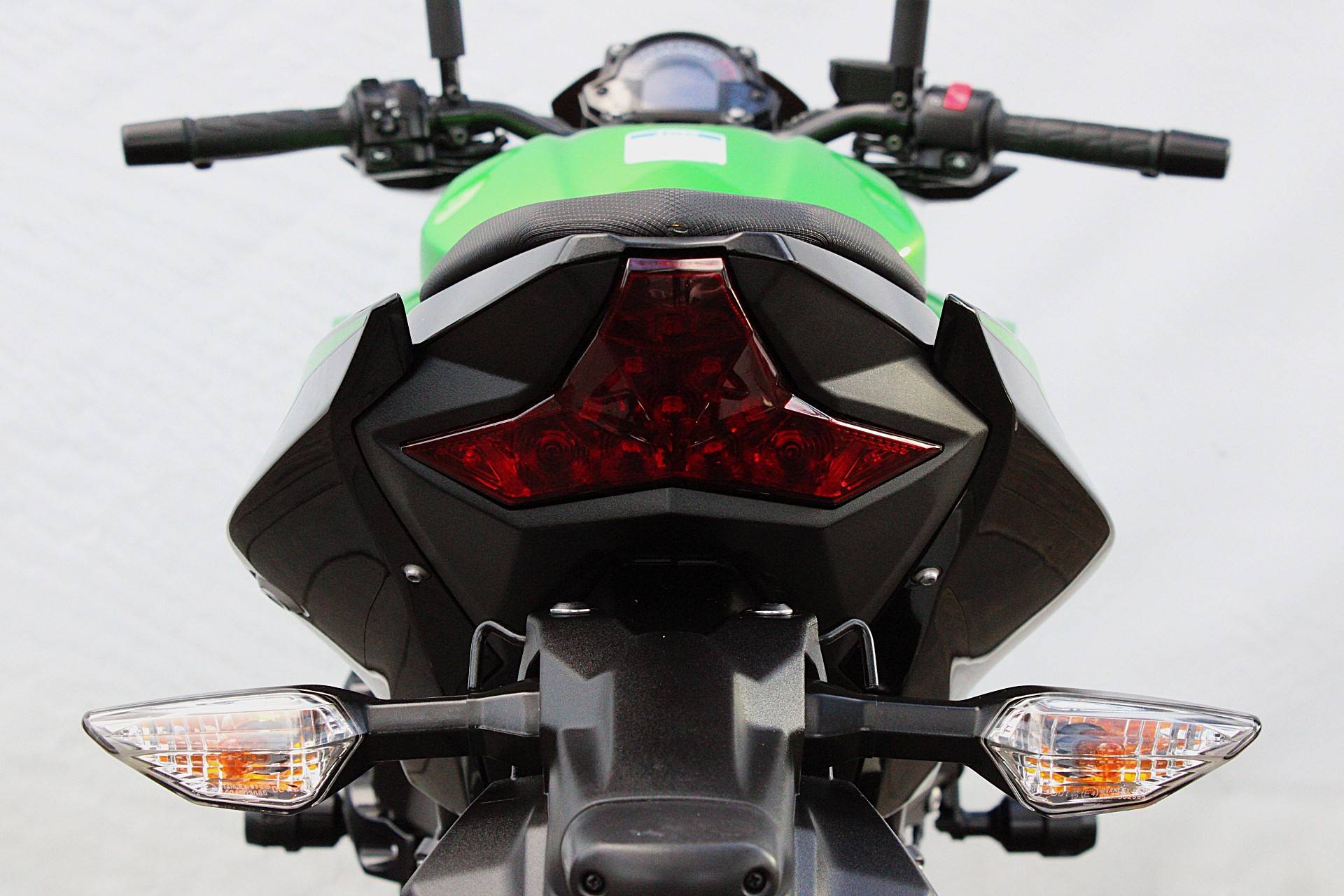 KAWASAKI Z400