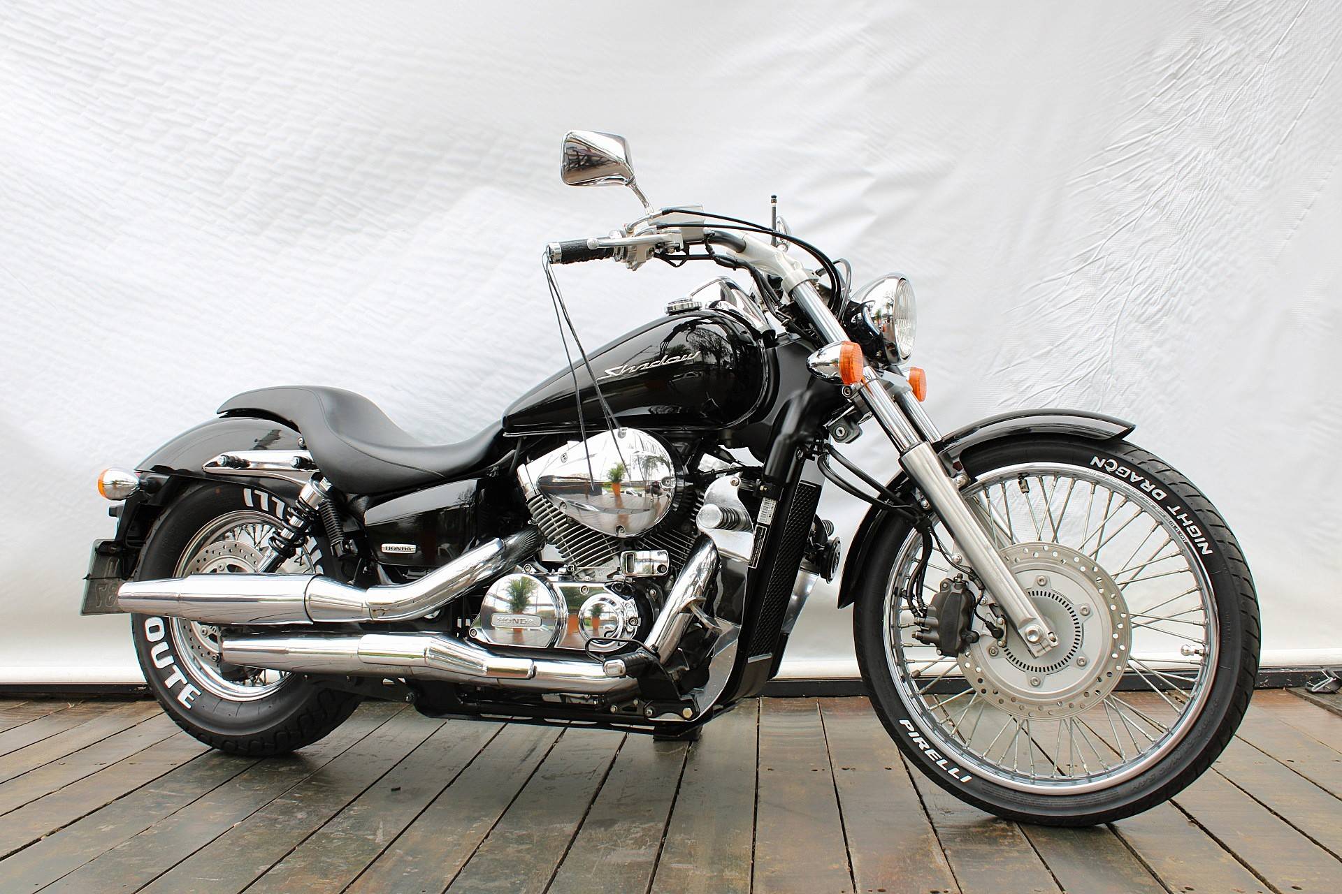 HONDA SHADOW 750