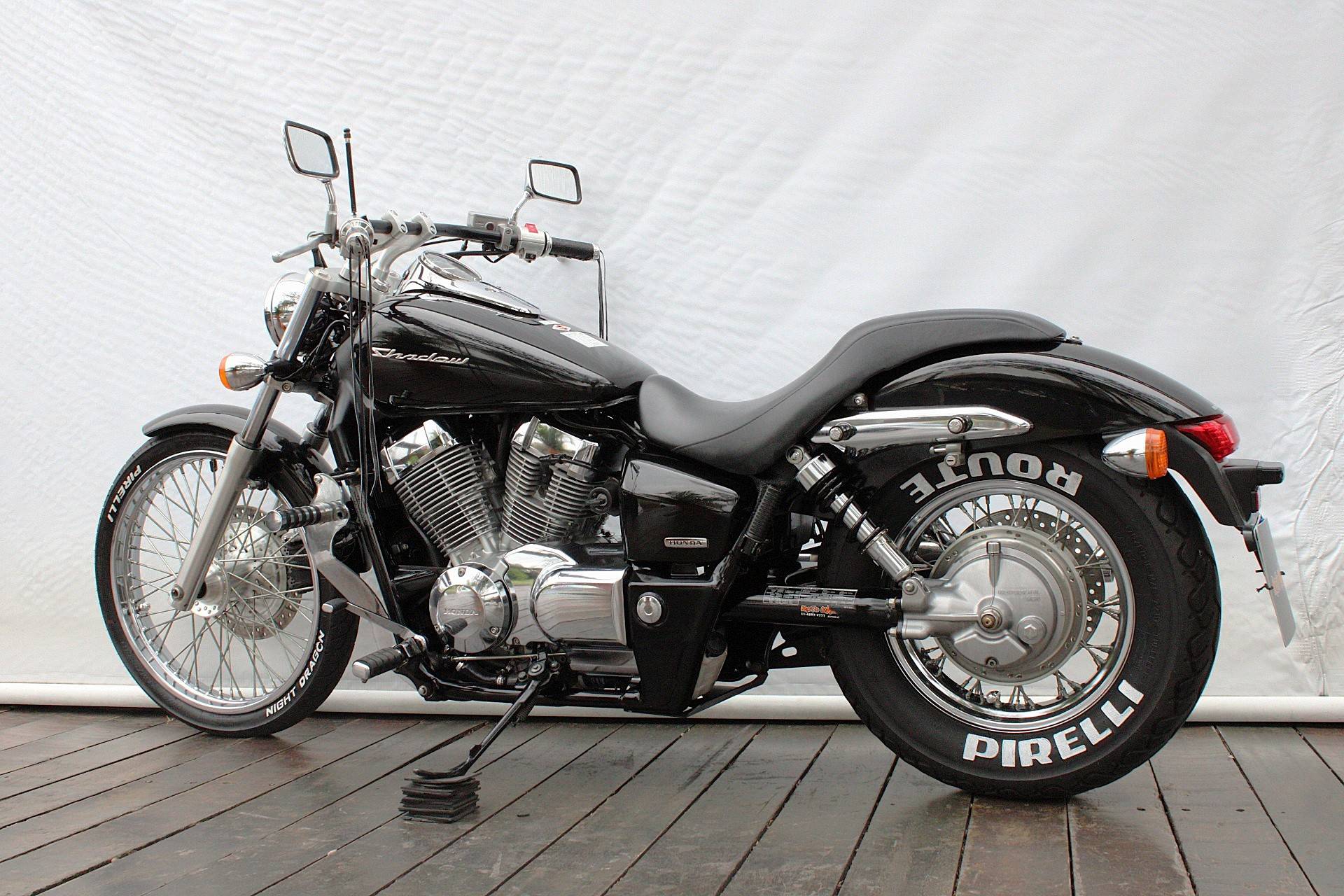 HONDA SHADOW 750