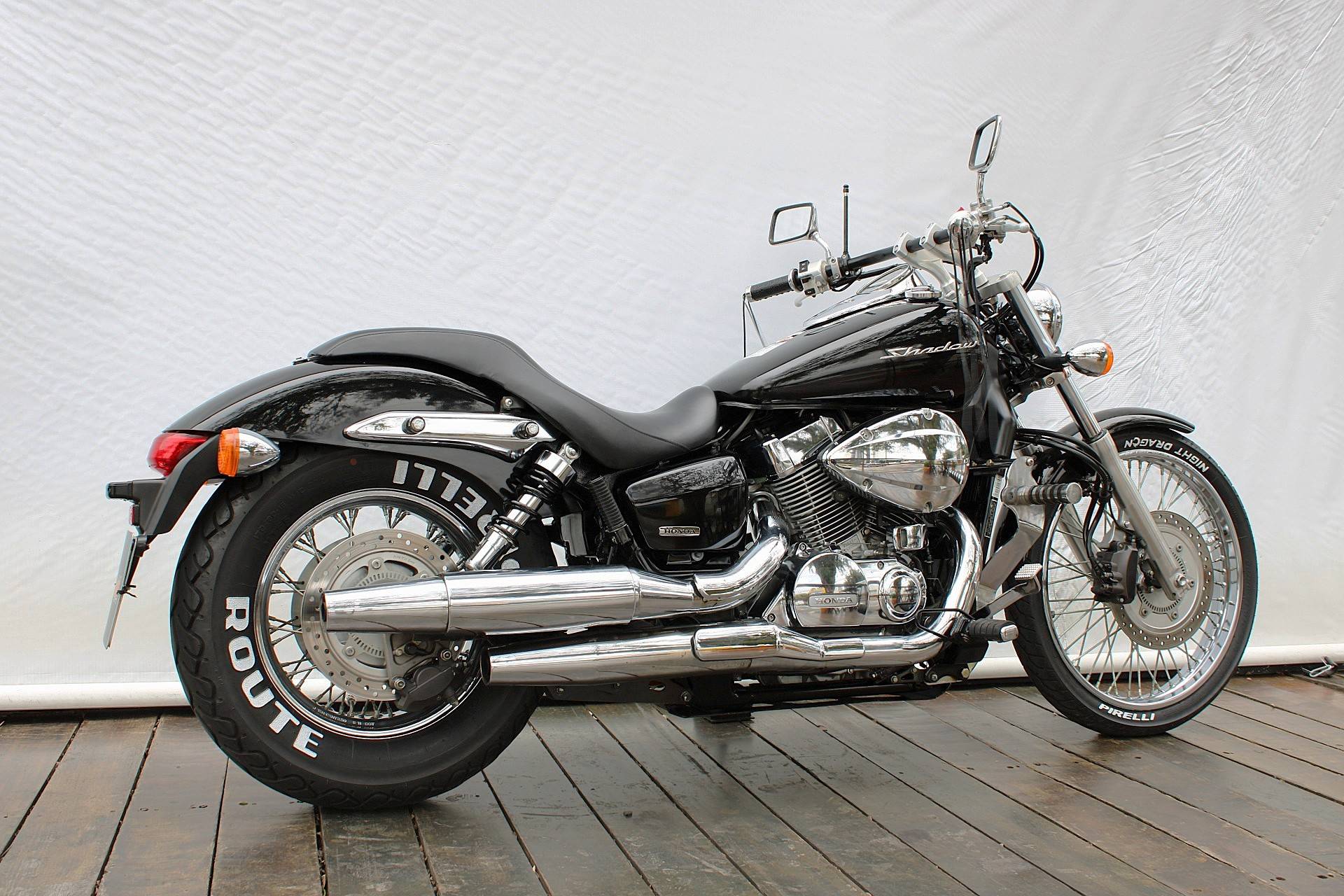 HONDA SHADOW 750