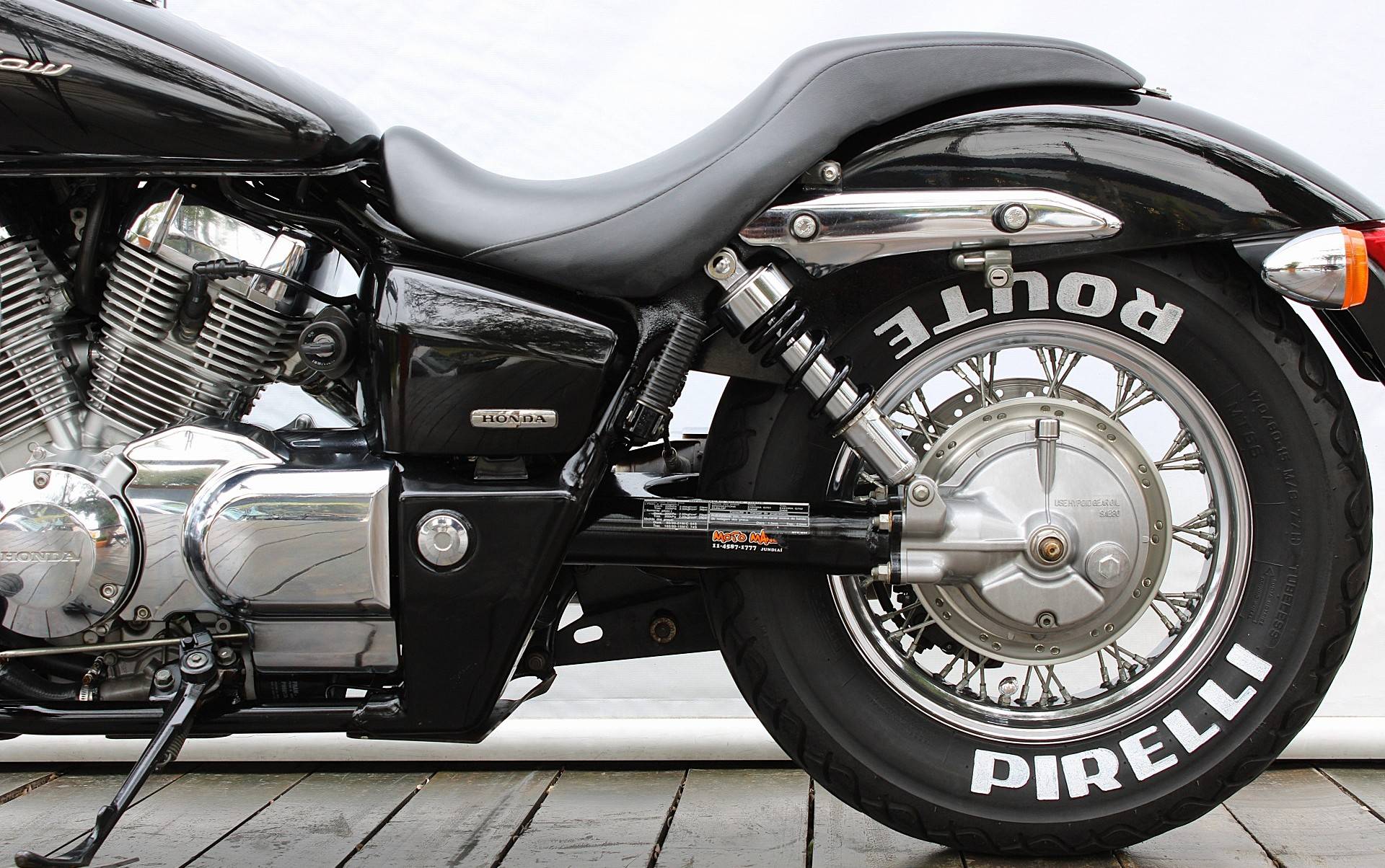 HONDA SHADOW 750