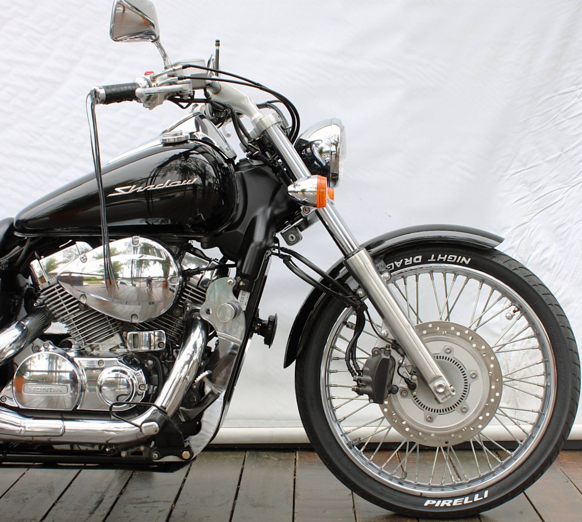 HONDA SHADOW 750