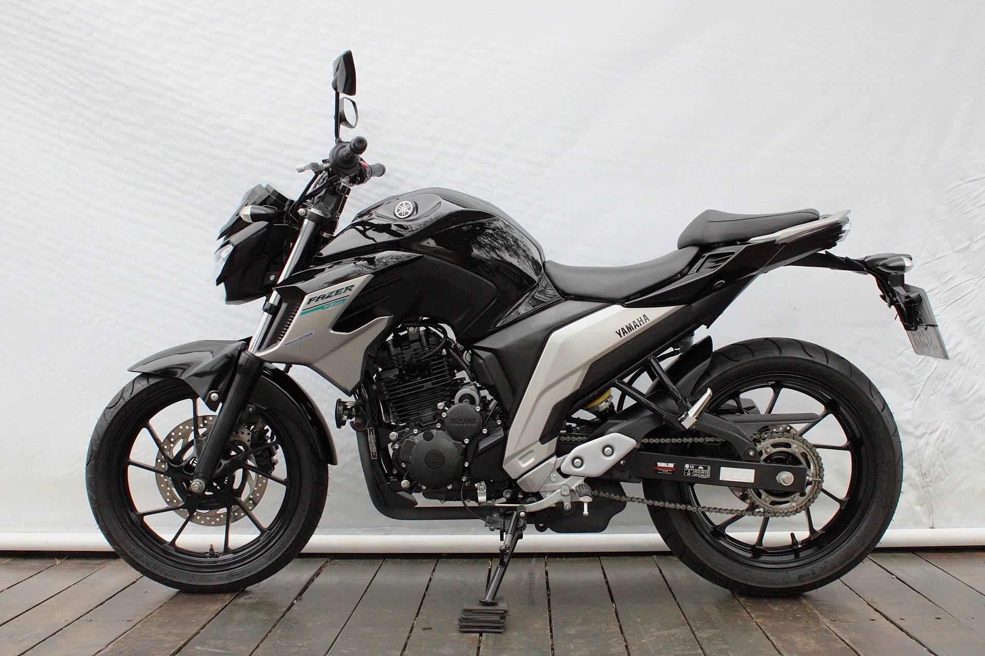 YAMAHA FZ25 FAZER ABS