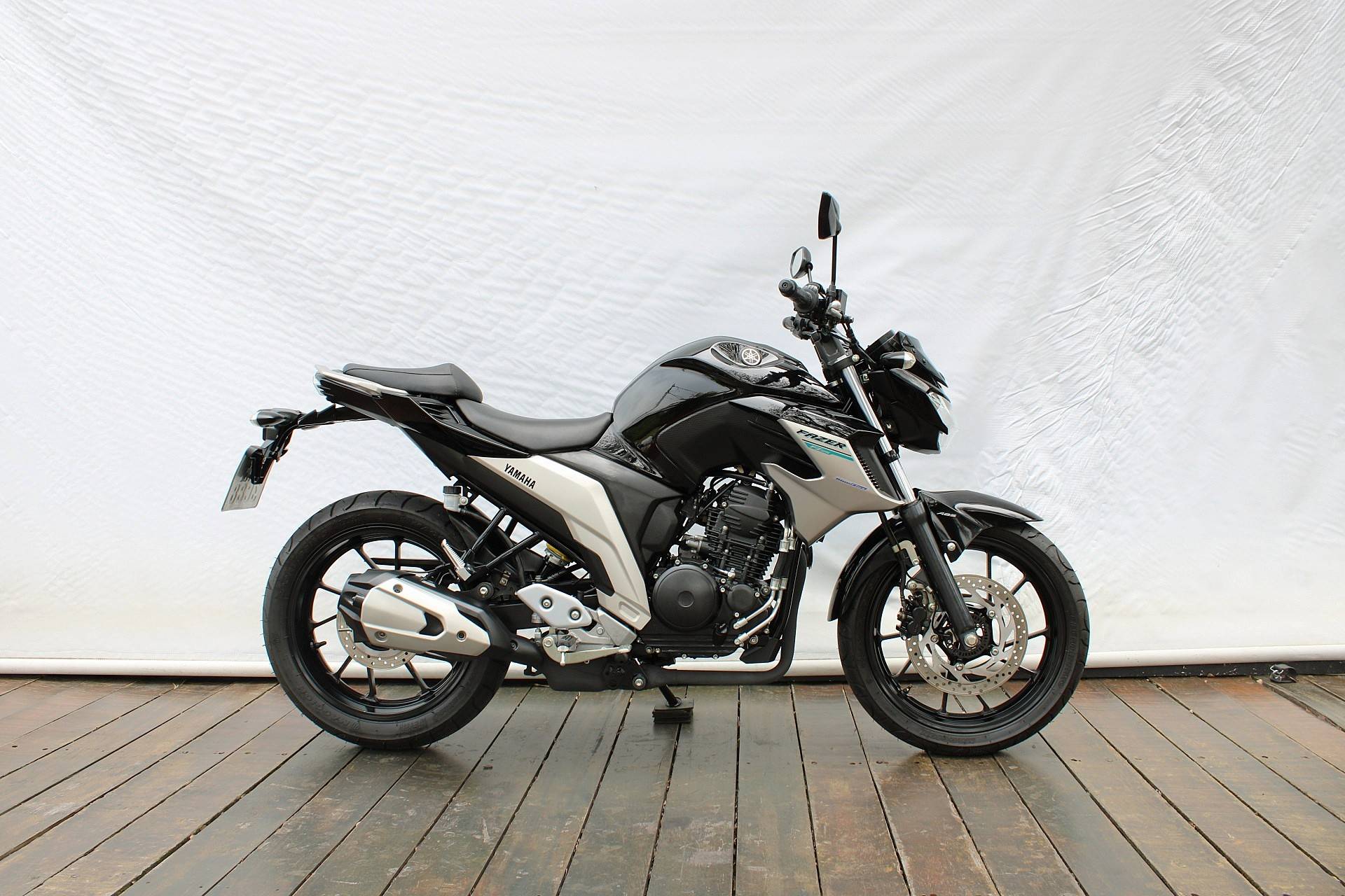 YAMAHA FZ25 FAZER ABS