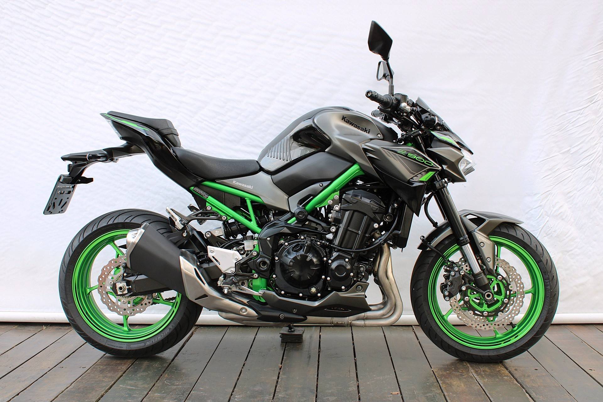 KAWASAKI Z900