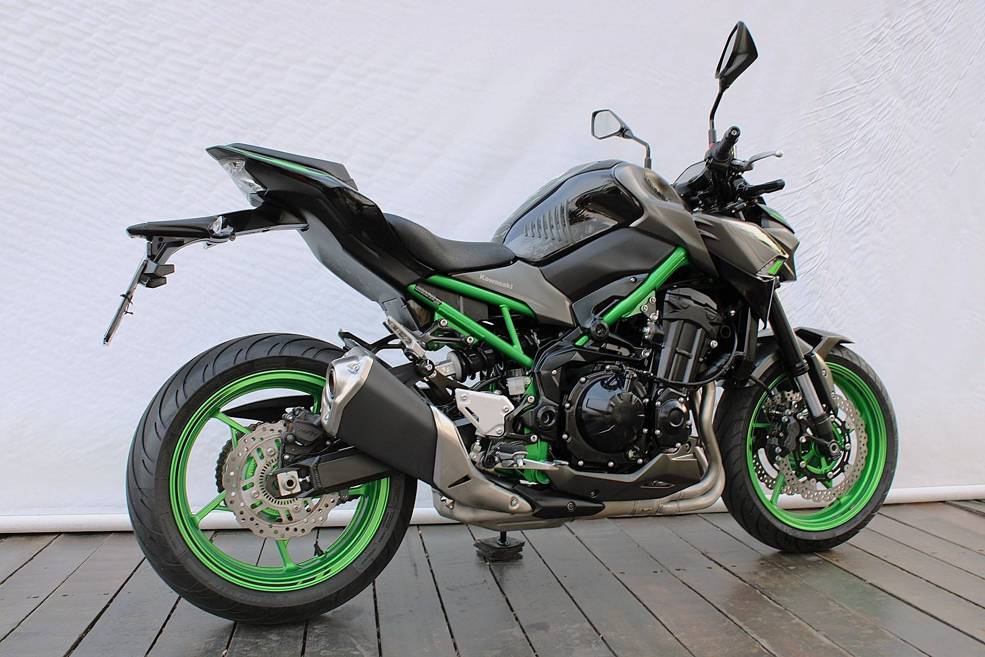 KAWASAKI Z900
