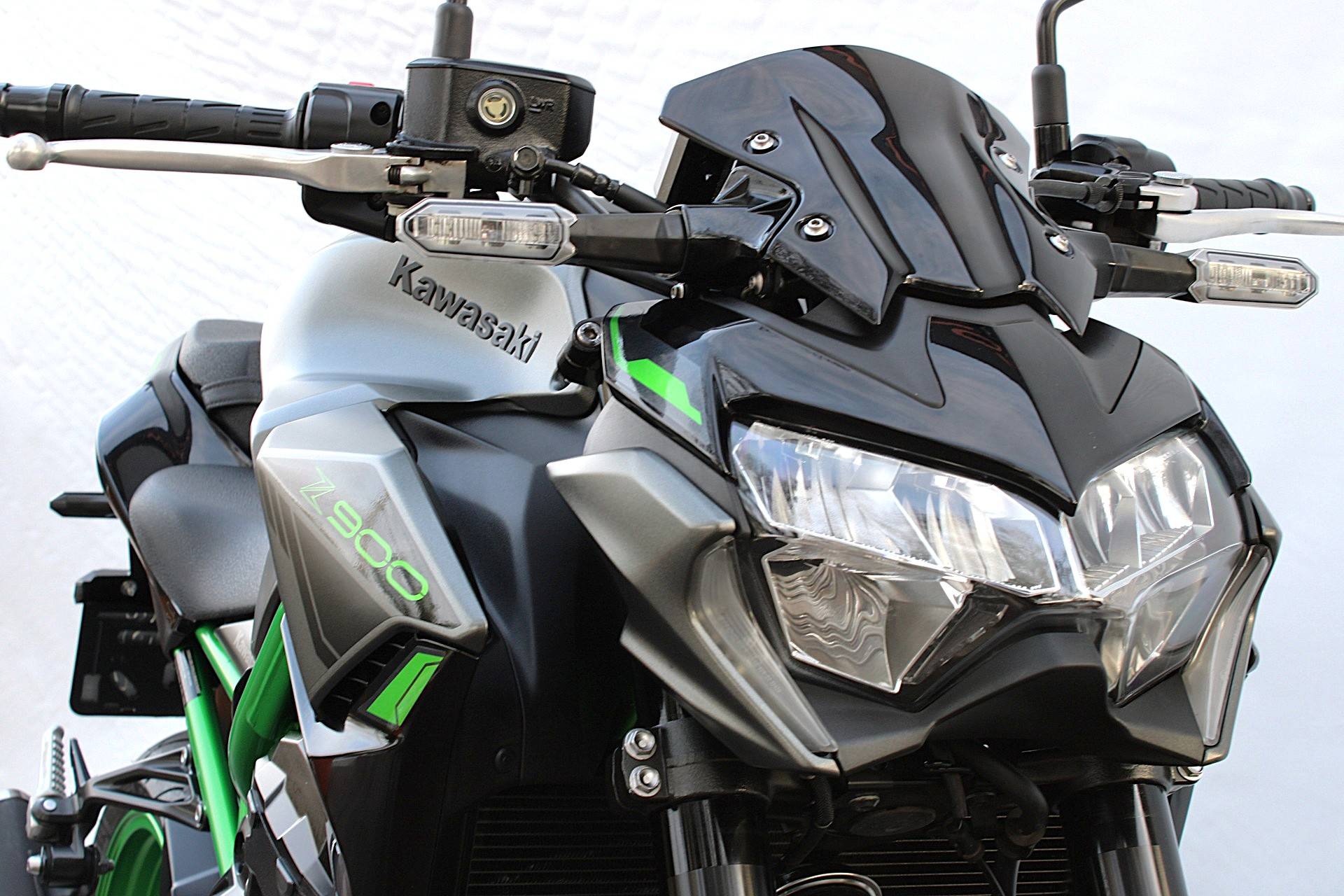 KAWASAKI Z900