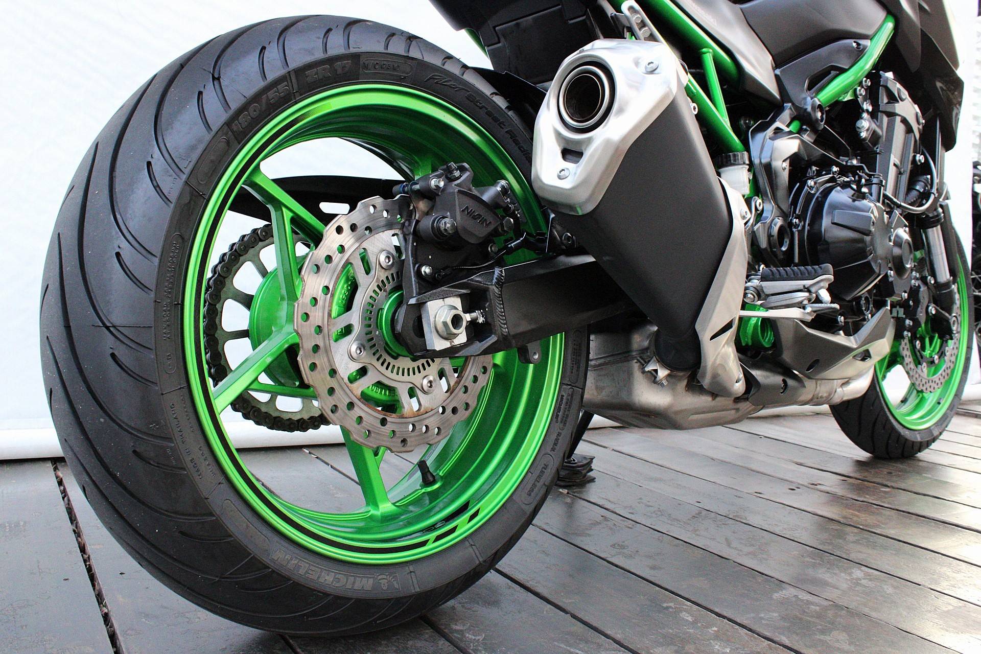 KAWASAKI Z900