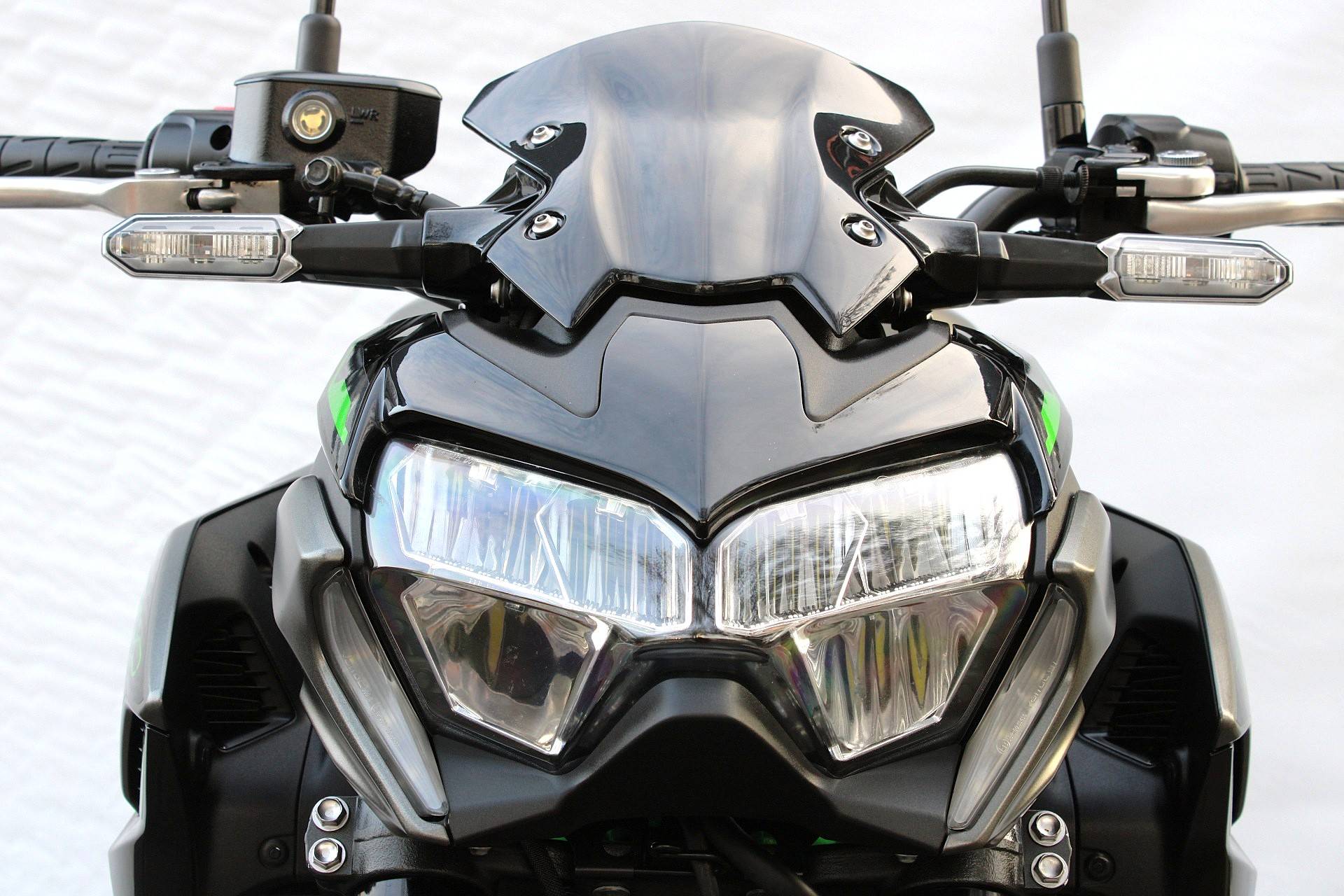 KAWASAKI Z900