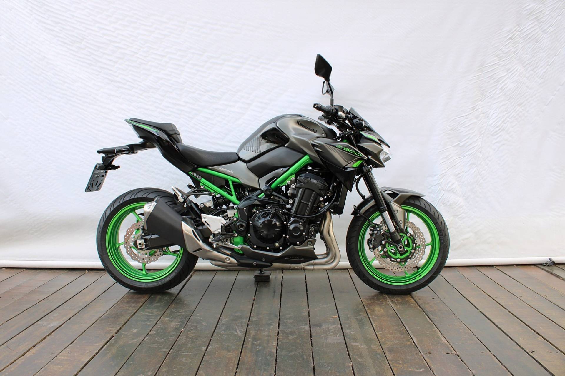 KAWASAKI Z900