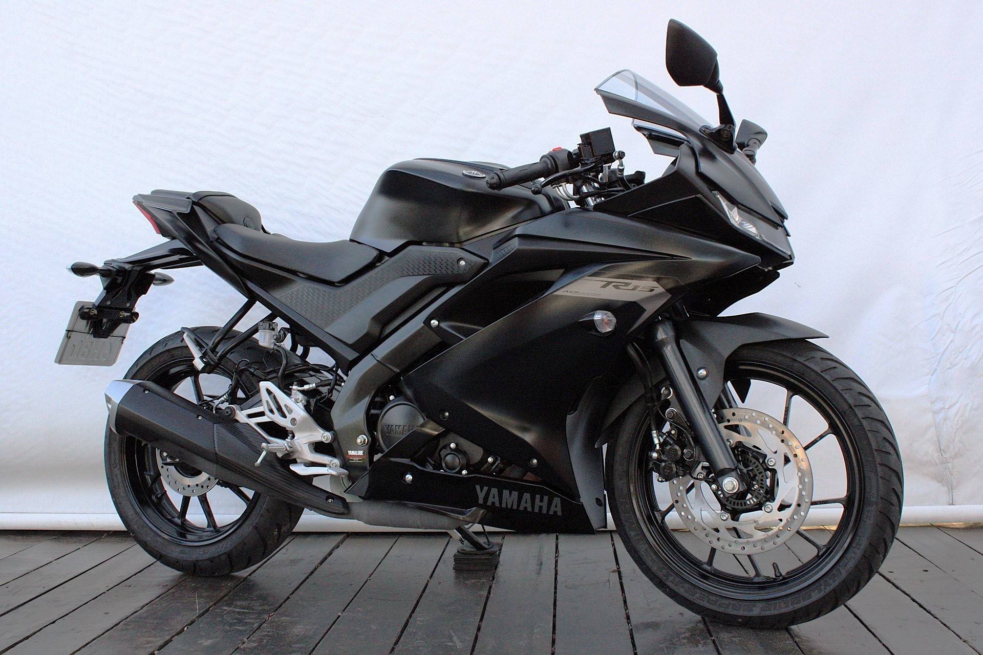 YAMAHA YZF R15
