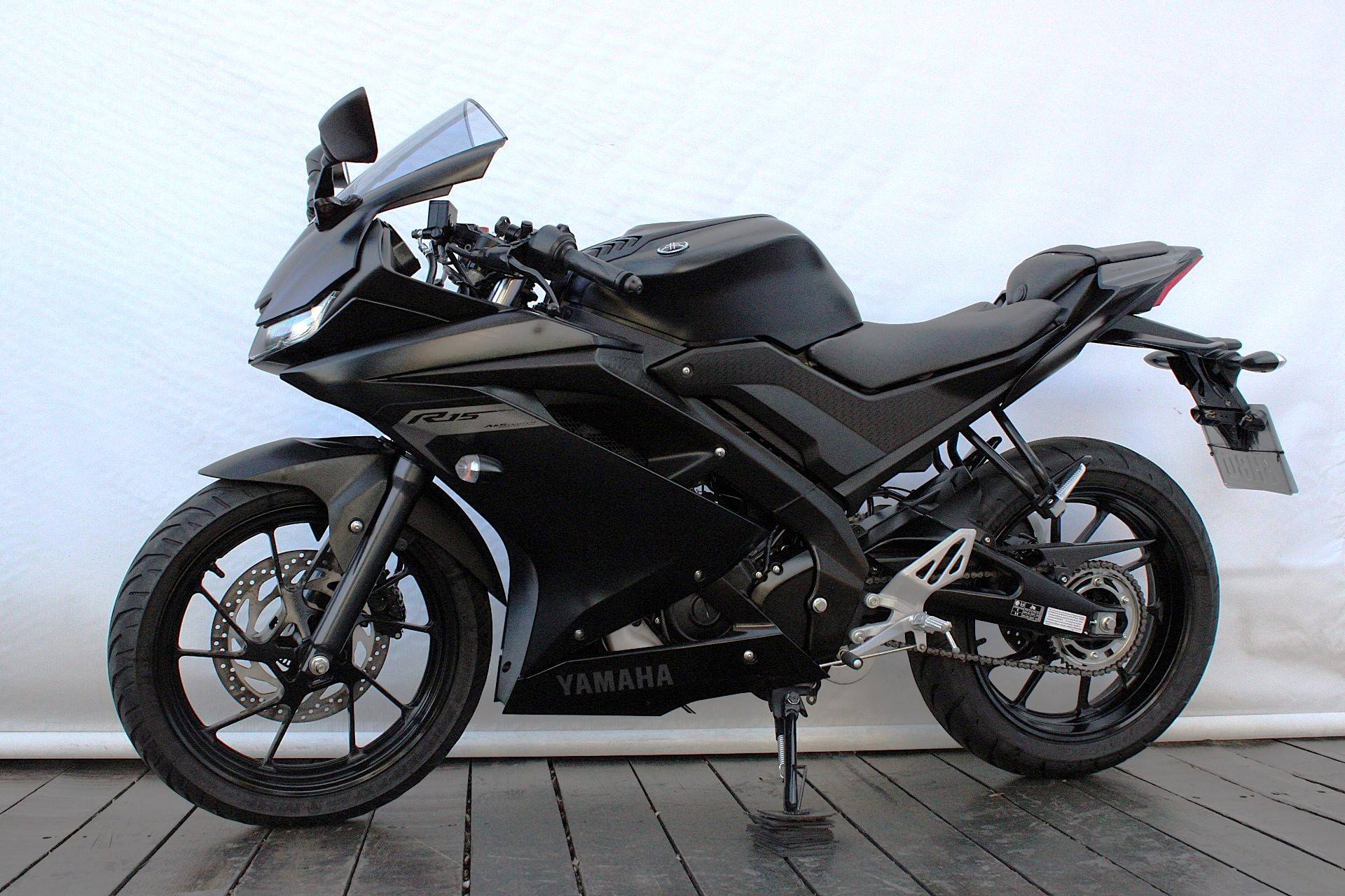 YAMAHA YZF R15