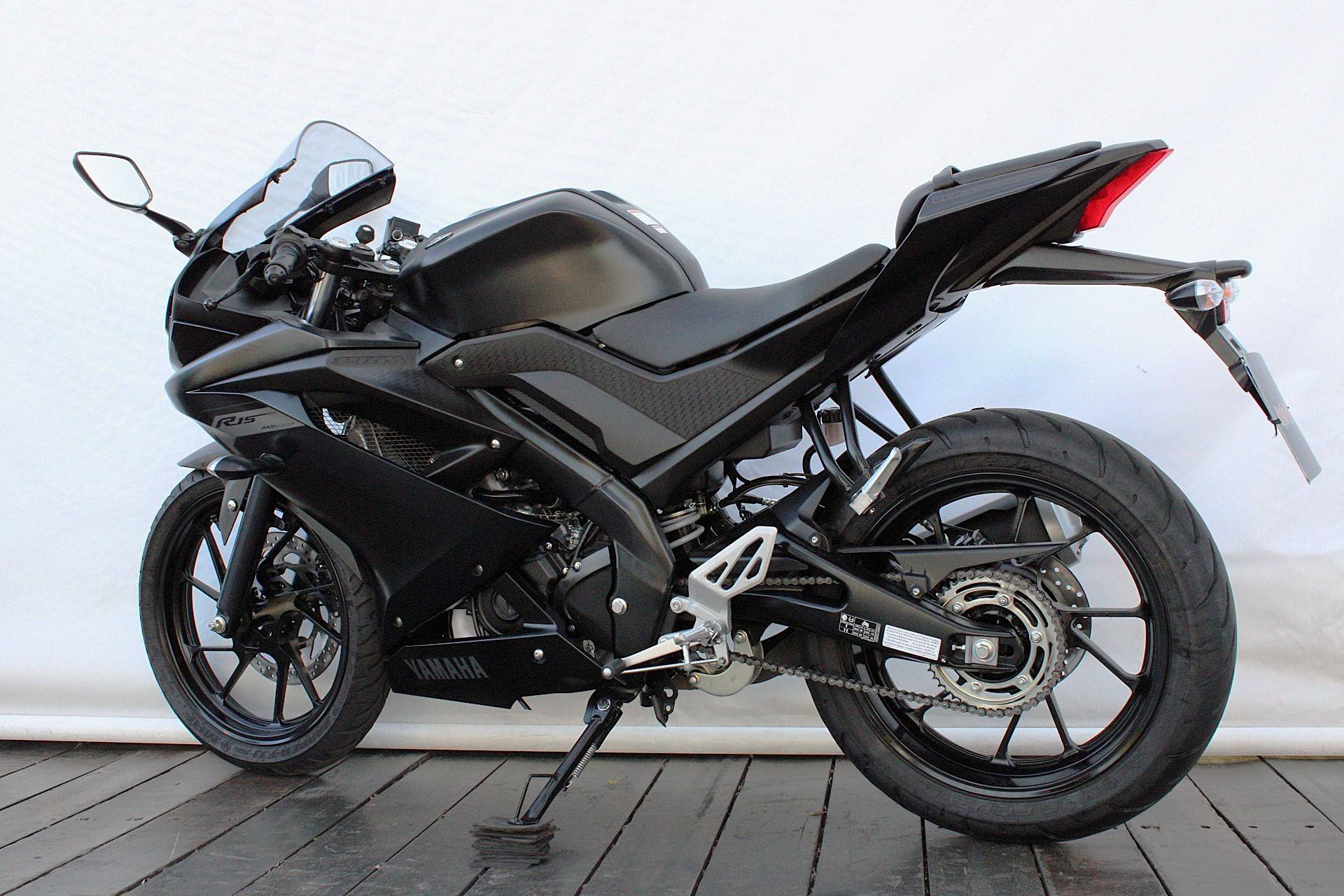 YAMAHA YZF R15