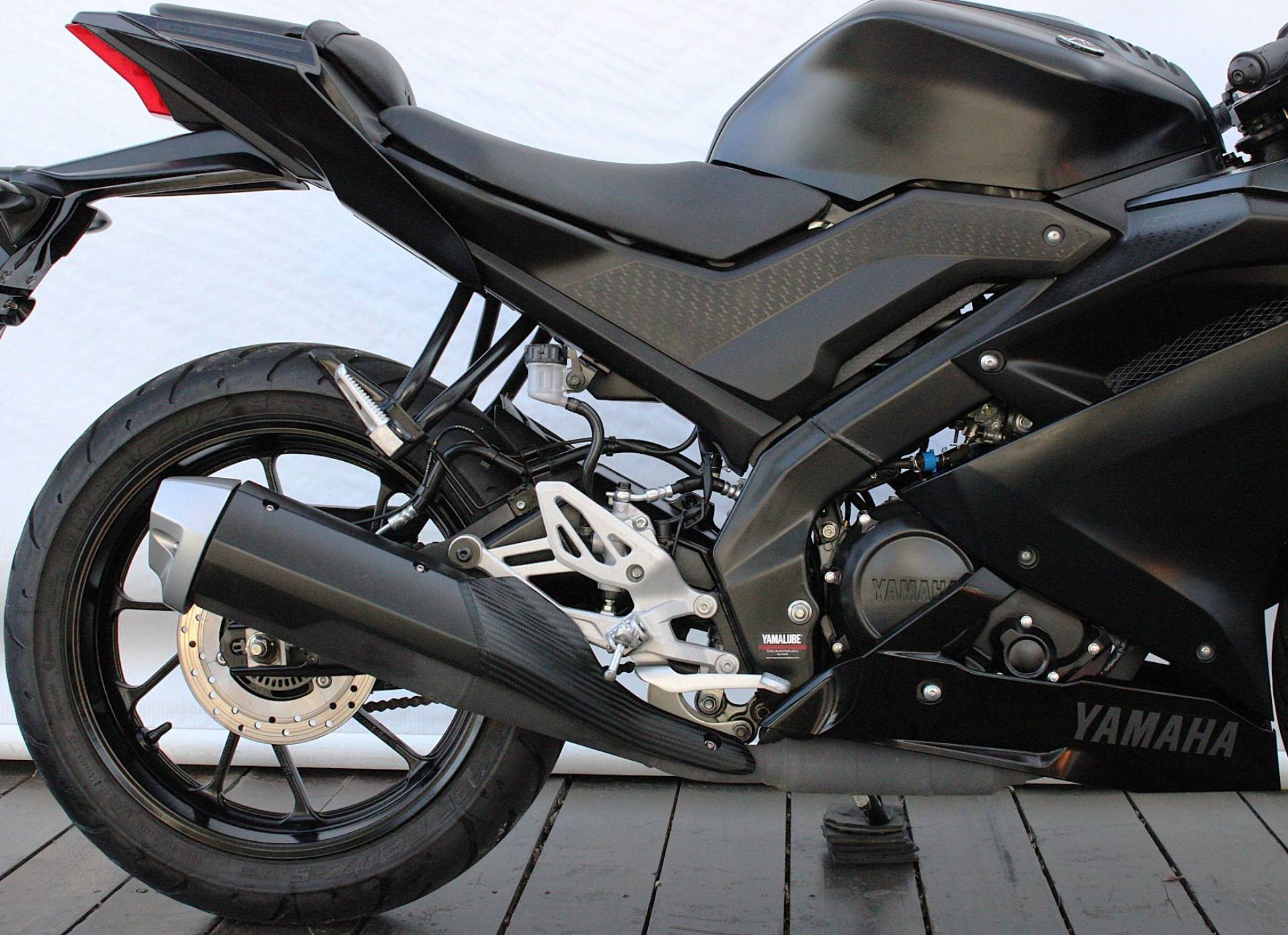 YAMAHA YZF R15