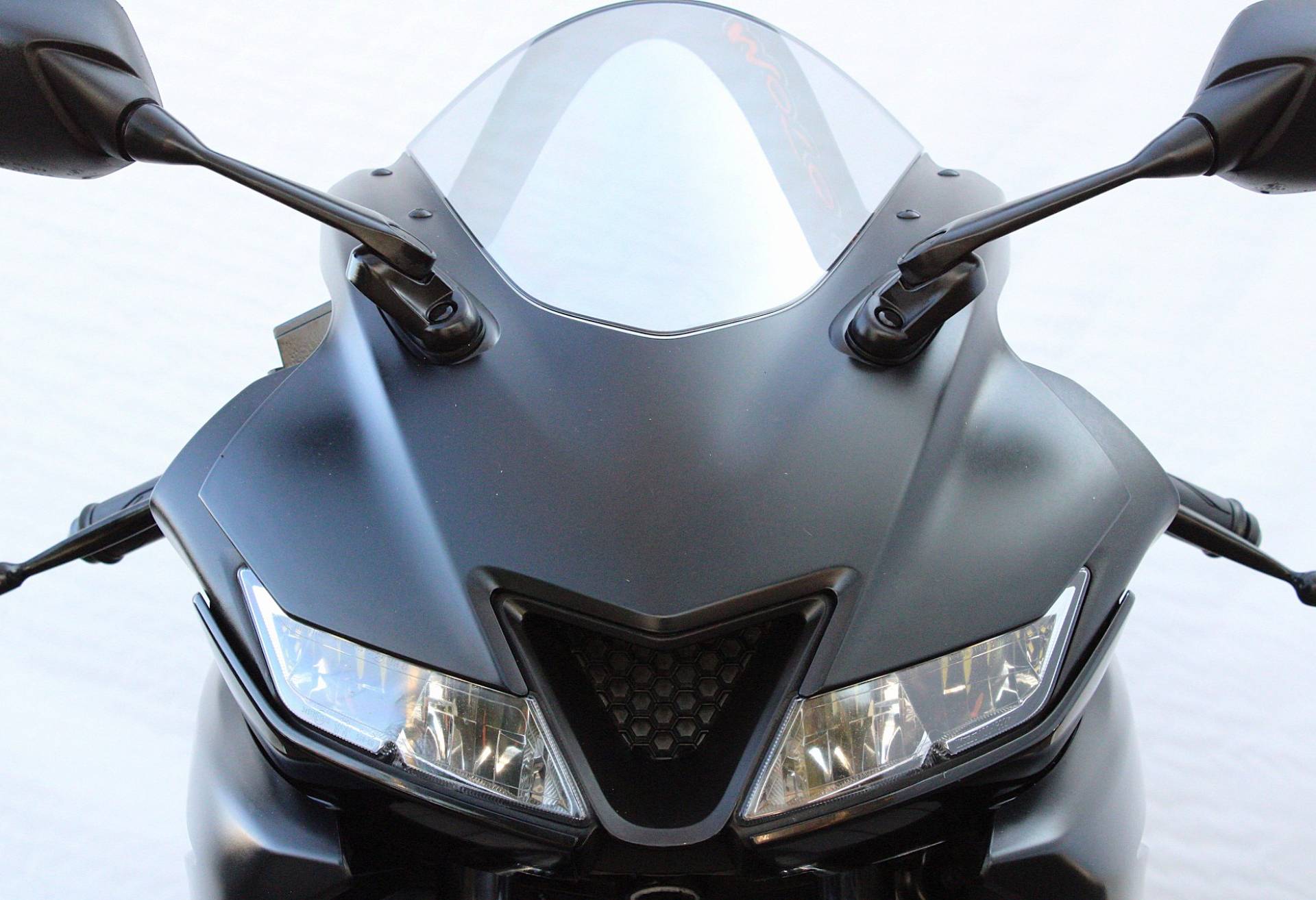 YAMAHA YZF R15