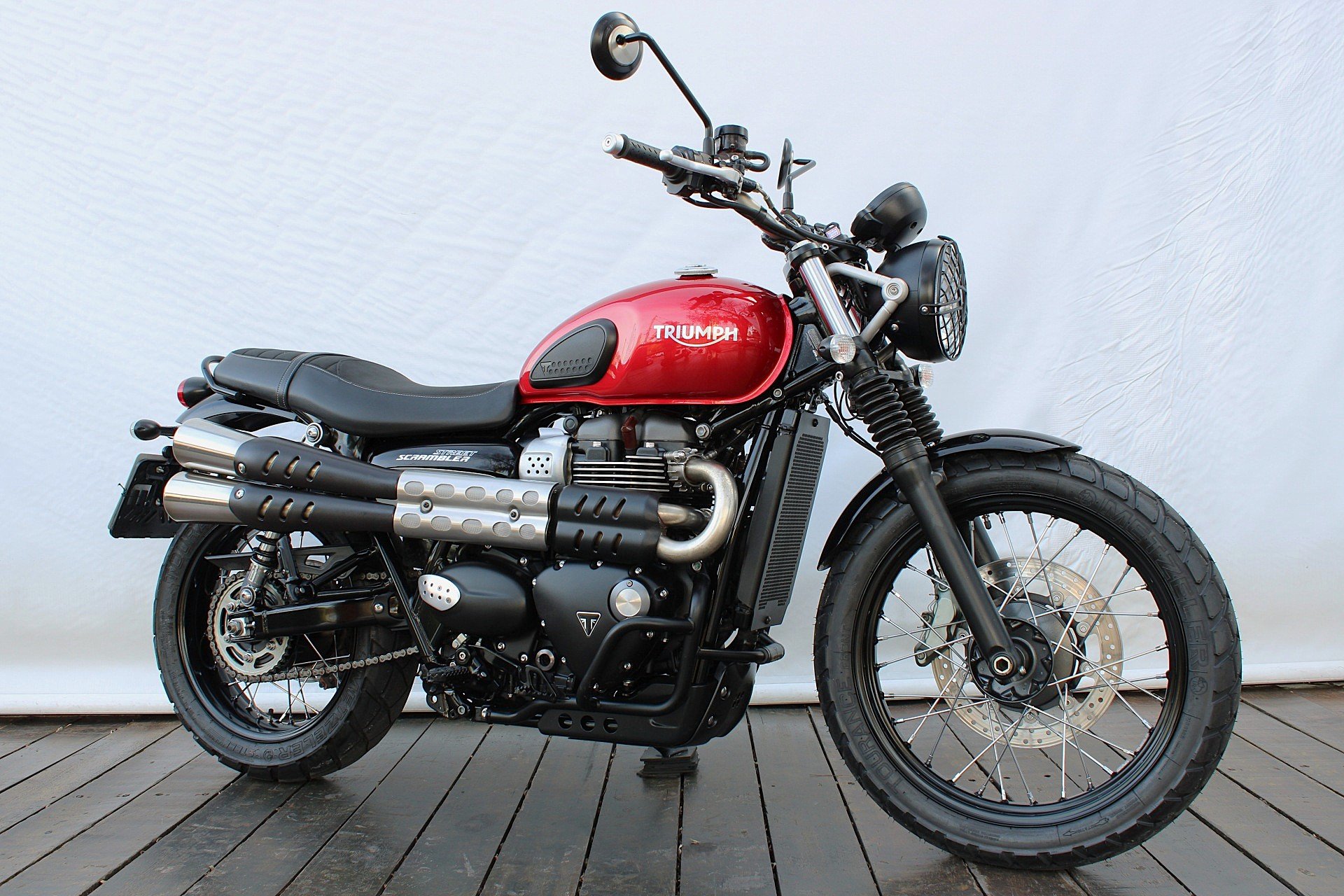TRIUMPH STREET SCRAMBLER