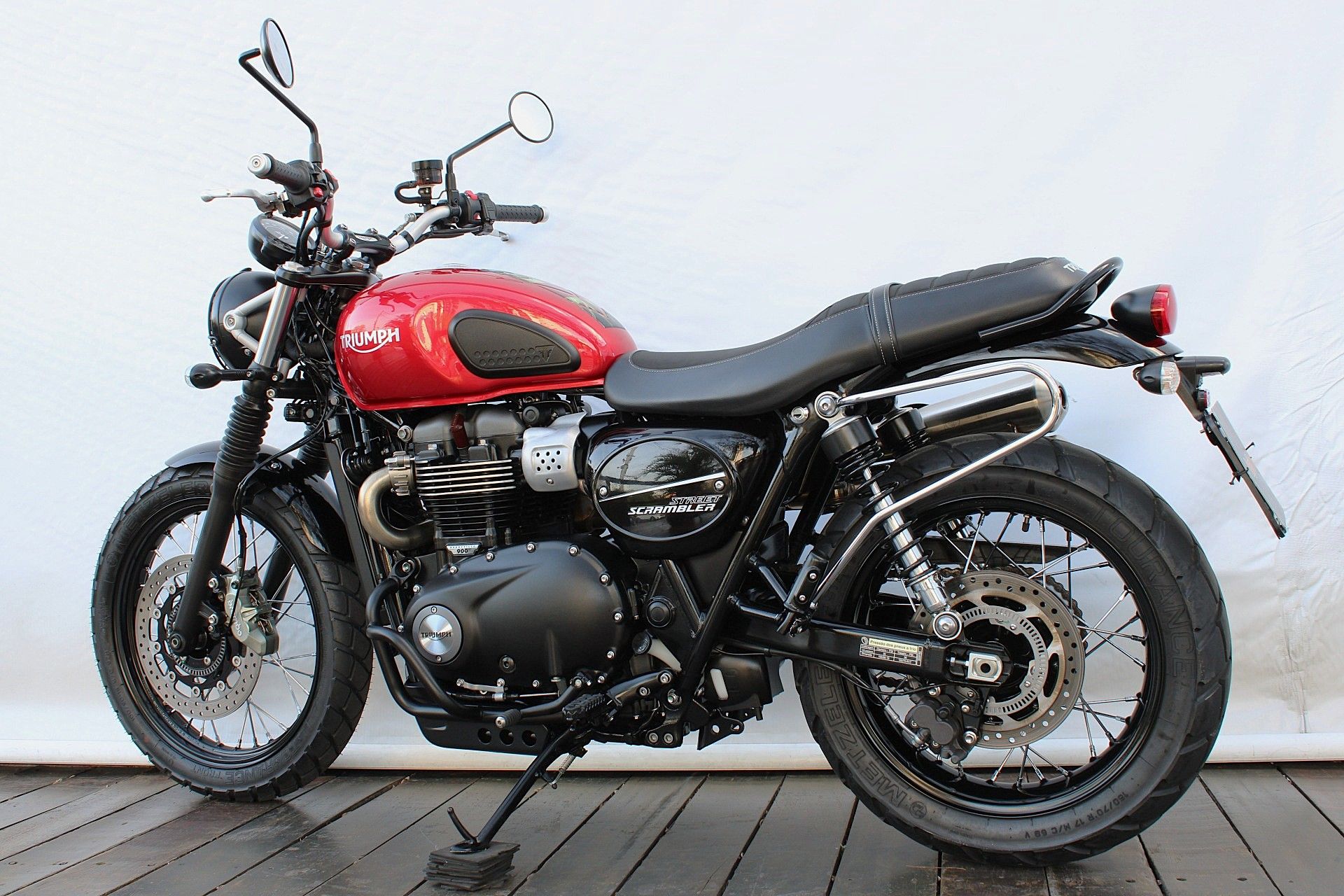 TRIUMPH STREET SCRAMBLER