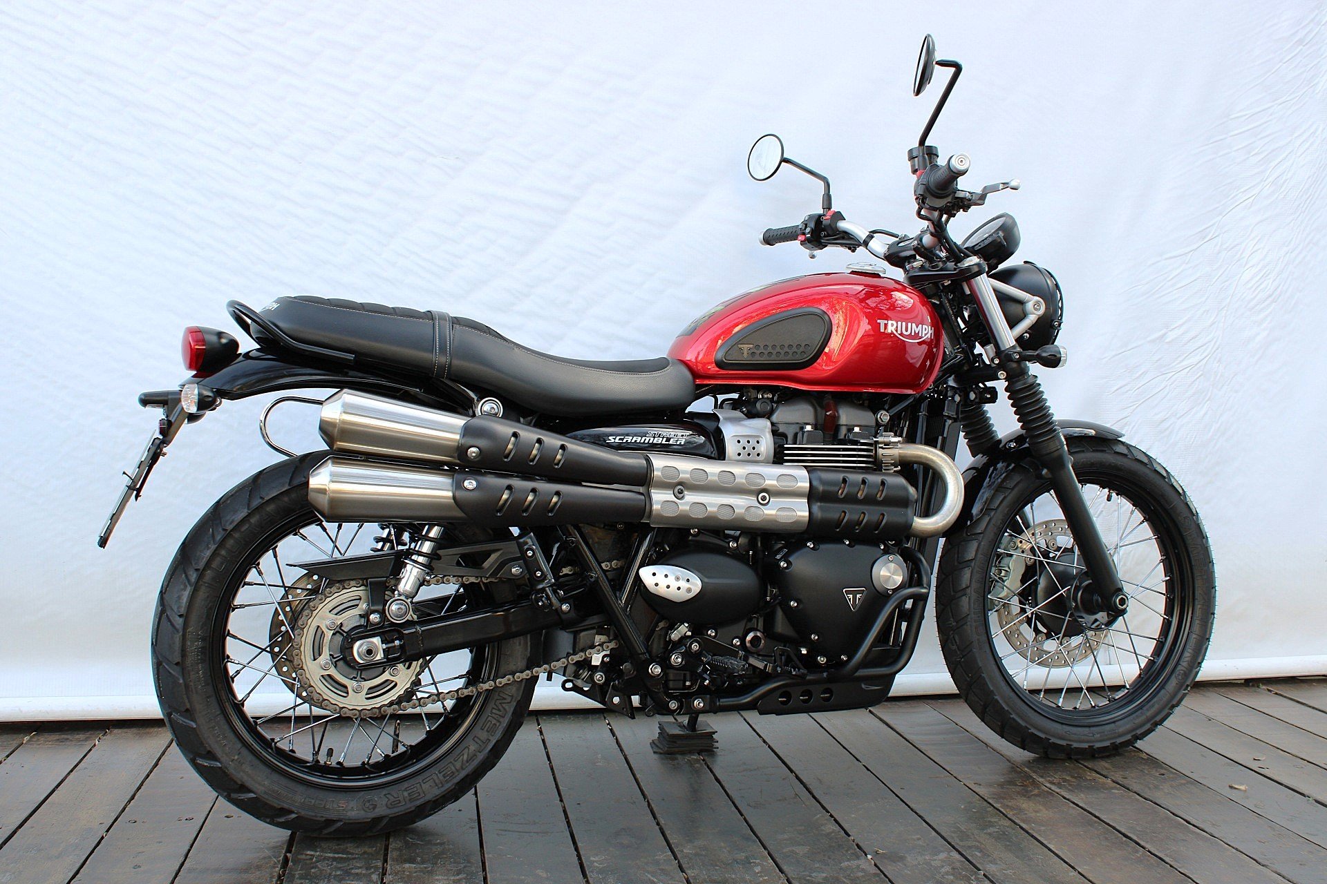 TRIUMPH STREET SCRAMBLER
