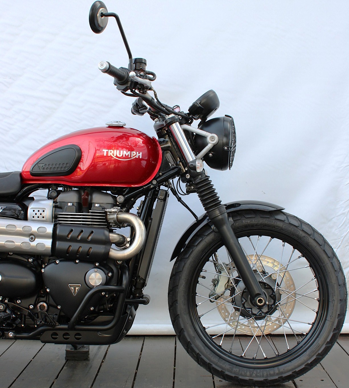 TRIUMPH STREET SCRAMBLER